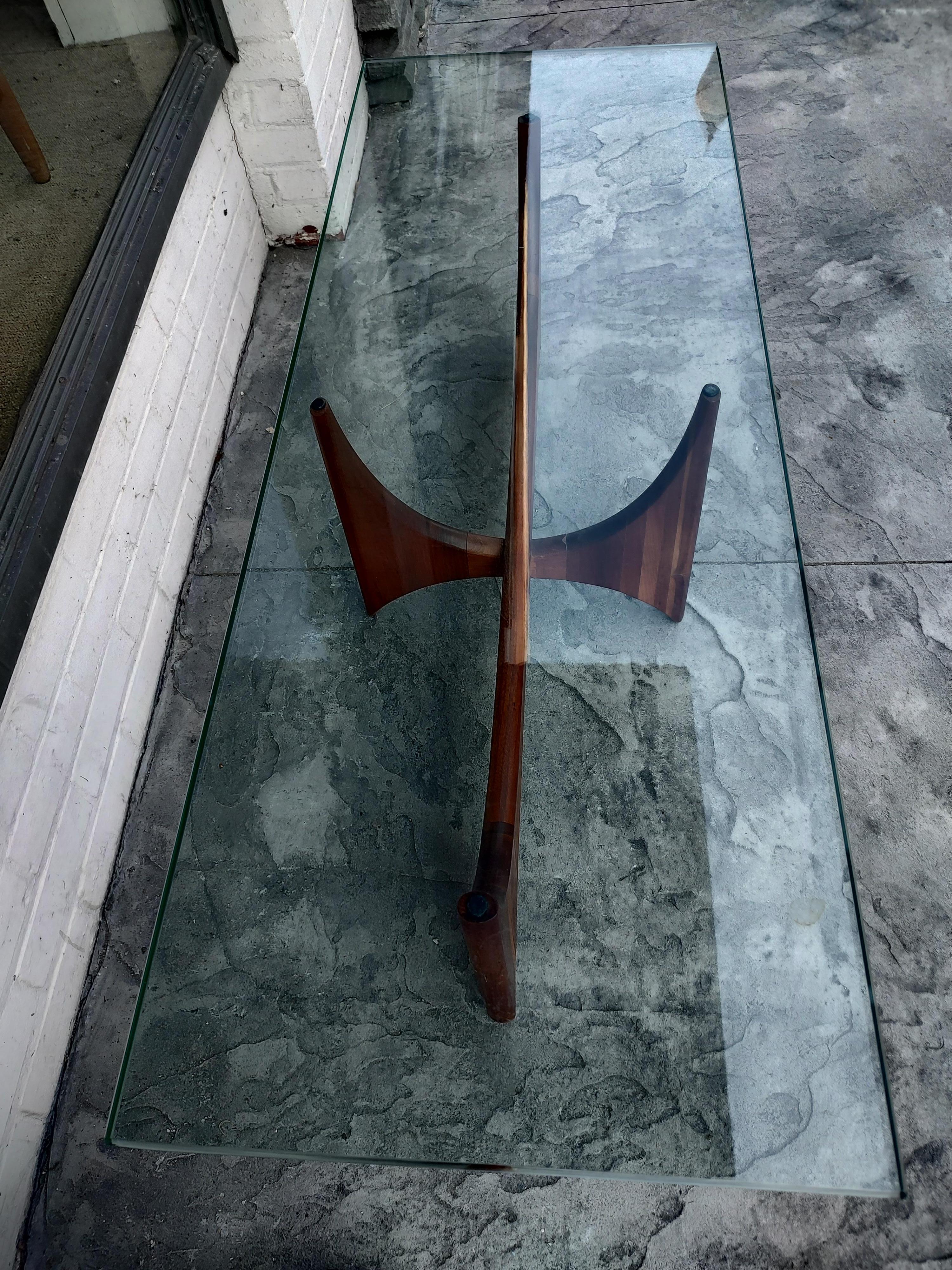 Hand-Crafted Mid-Century Modern Stingray Sculptural Cocktail Table by Adrian Pearsall 2399-TC For Sale