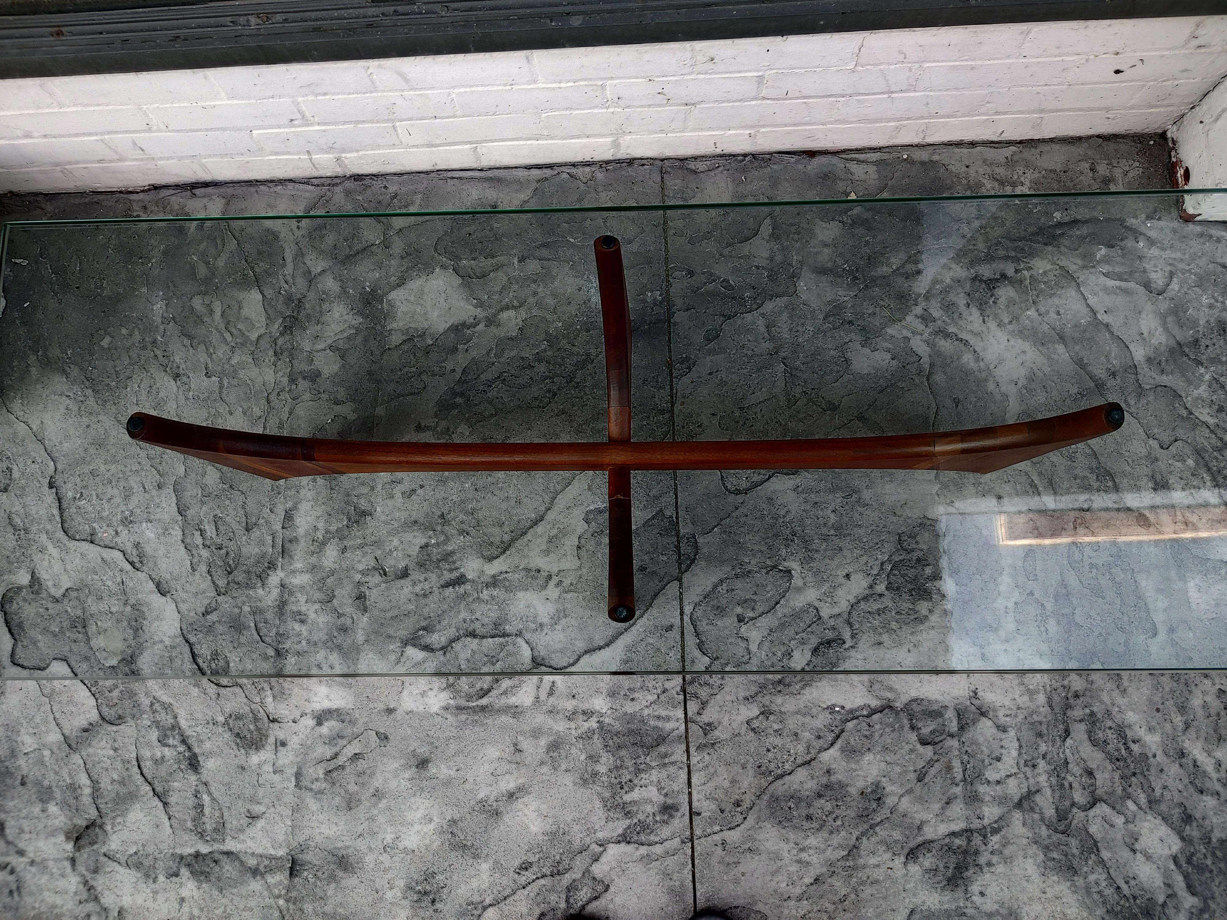 Glass Mid-Century Modern Stingray Sculptural Cocktail Table by Adrian Pearsall 2399-TC For Sale