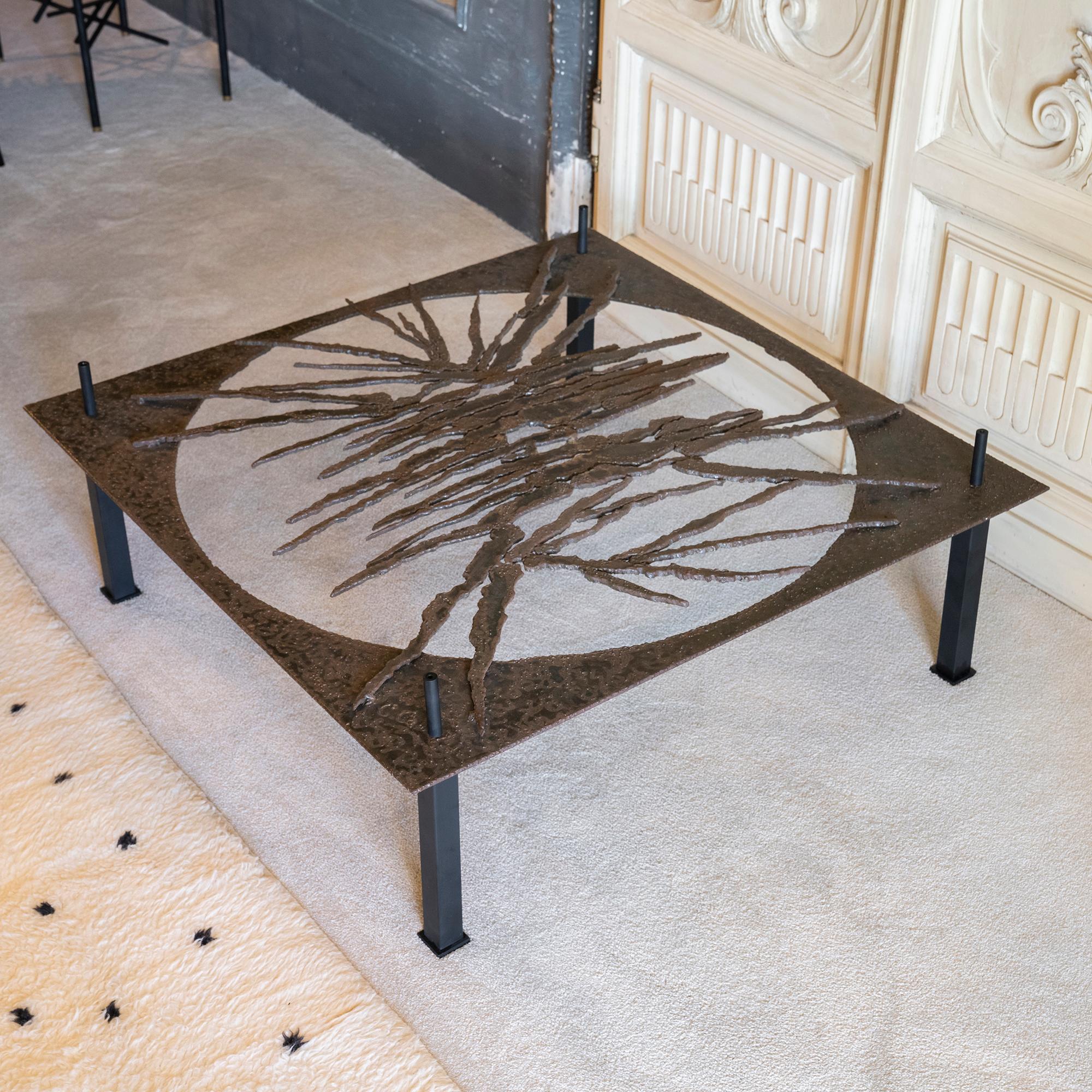 Mid-Century Modern Sculptural Coffee Table Forged Iron and Black Steel For Sale 1