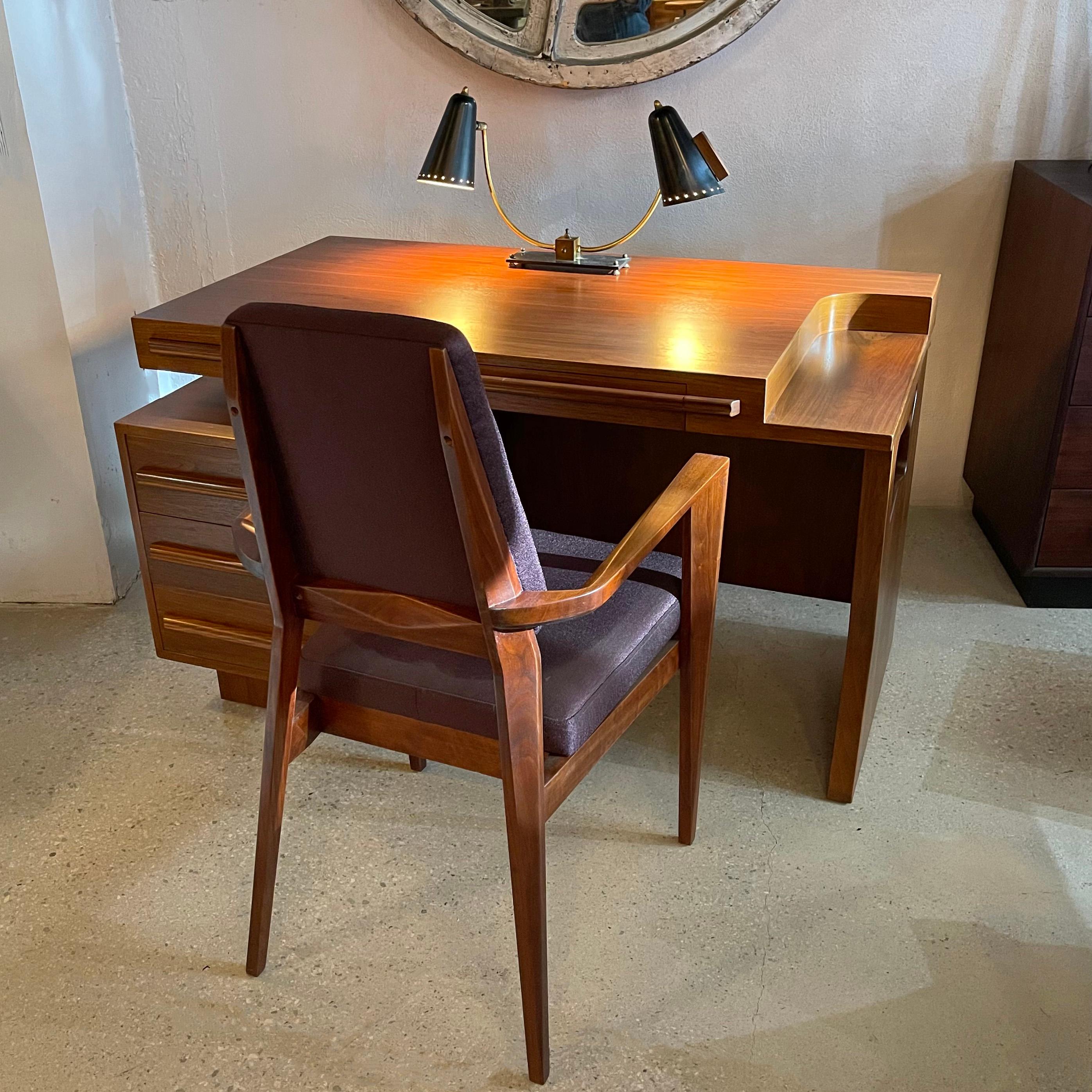 Mid-Century Modern Sculptural Cut-Out Walnut Desk For Sale 5