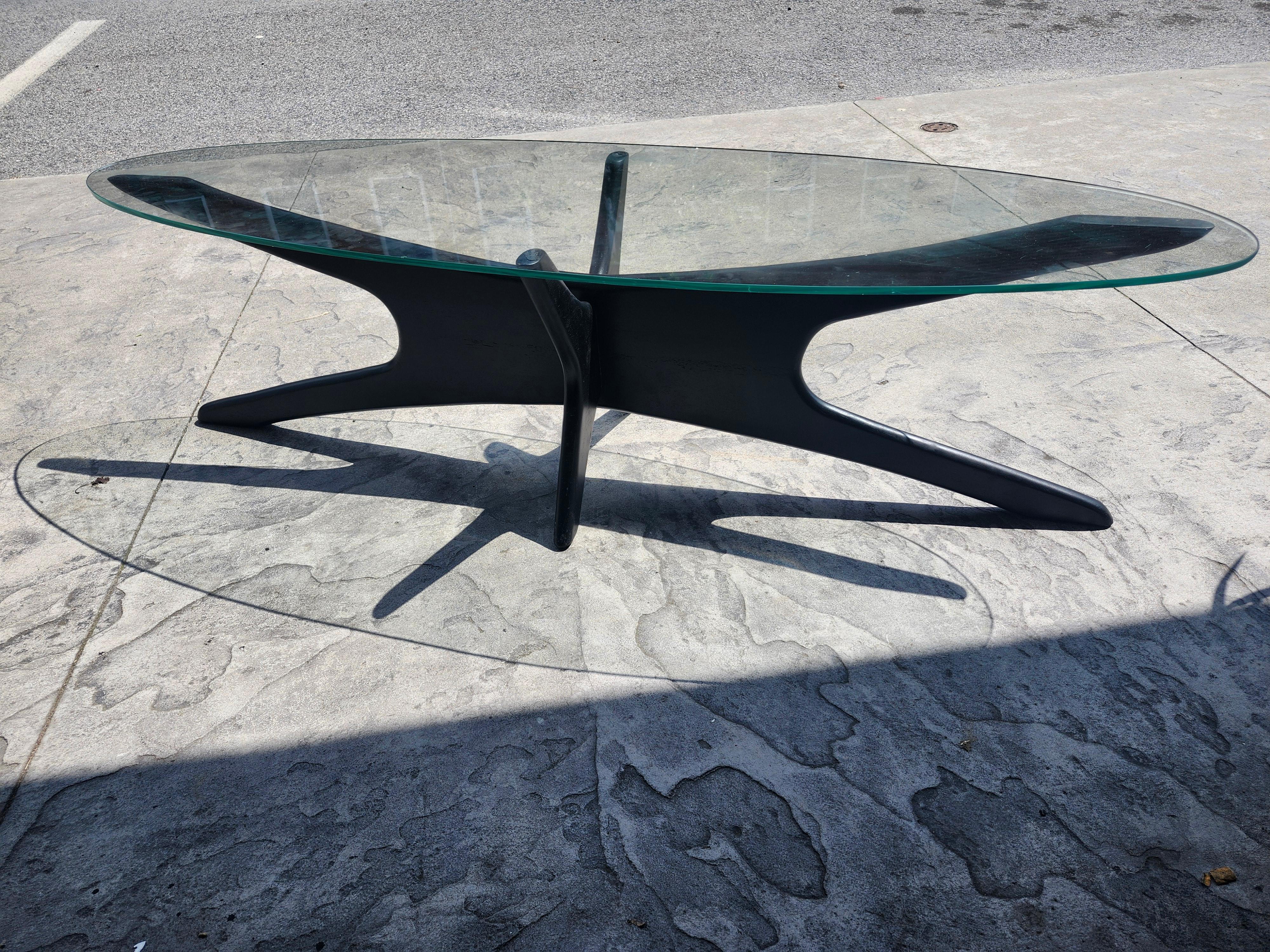 Table Cocktail Elipitique Sculpturale Moderne du Milieu du Siècle par Adrian Pearsall C1965 Bon état - En vente à Port Jervis, NY
