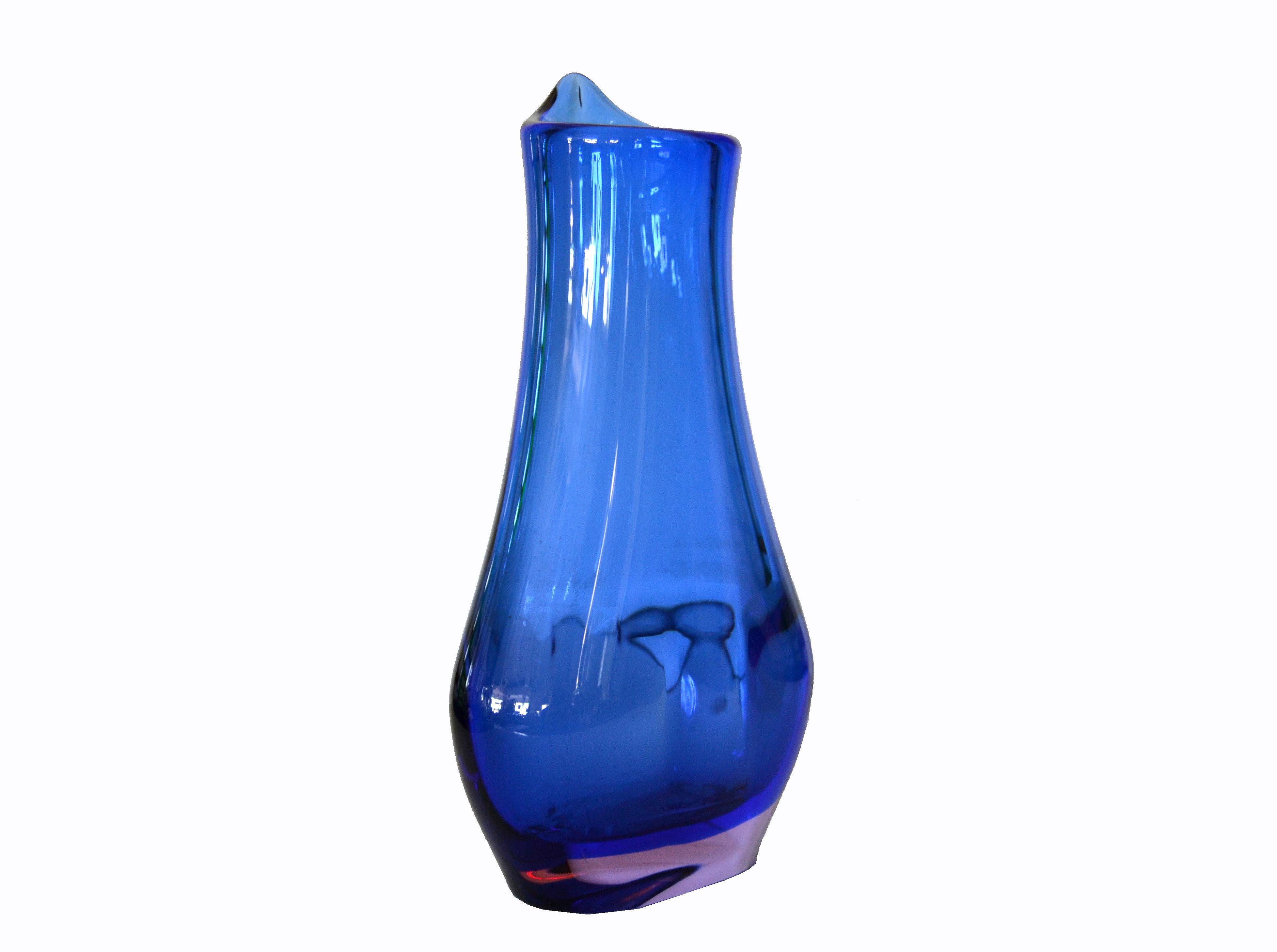 Hand-Crafted Mid-Century Modern Sculptural Hand Blown Murano Art Glass Flower Vase, Italy