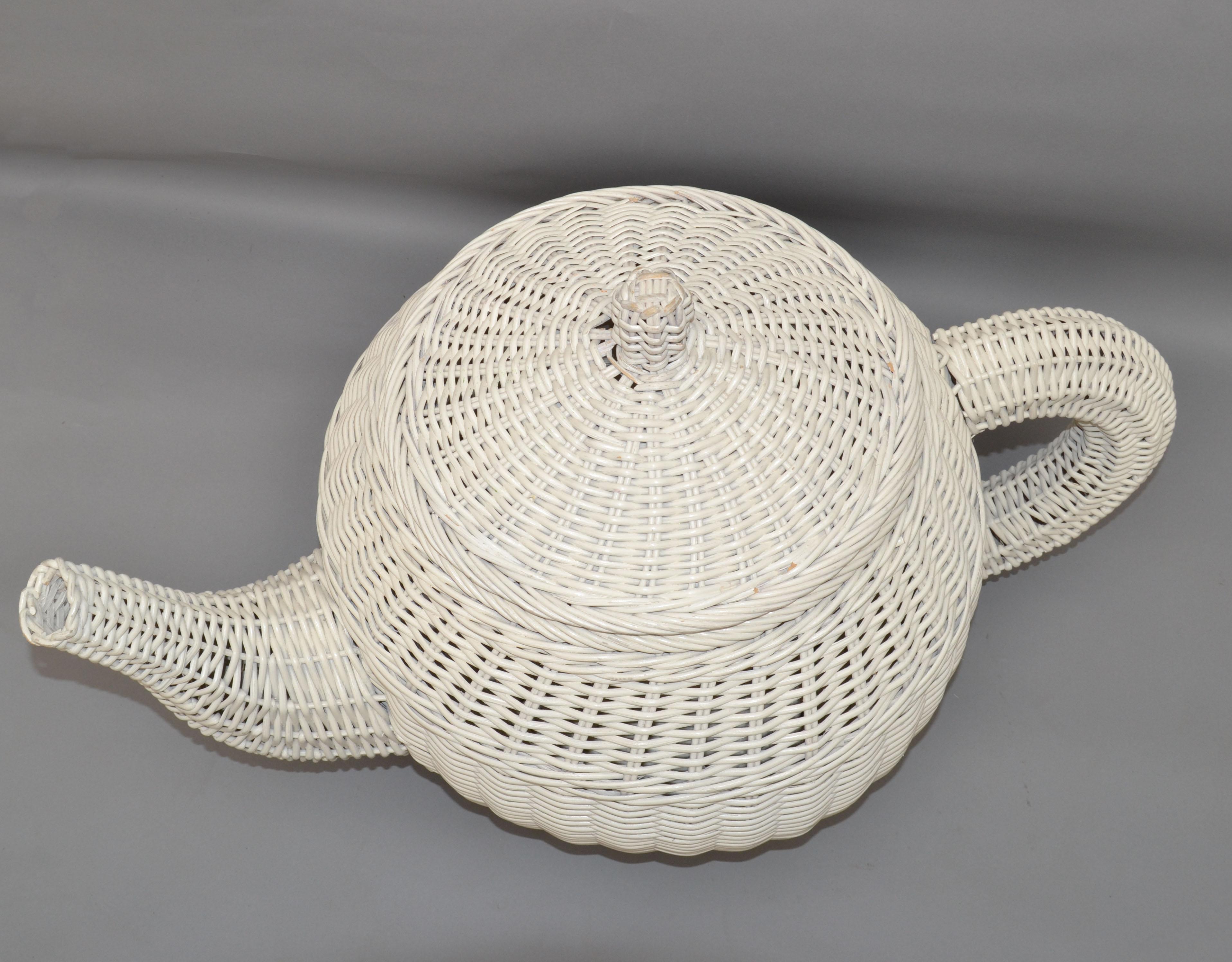 Mid-Century Modern Sculptural Handmade White Finished Wicker & Rattan Coffee Pot In Good Condition For Sale In Miami, FL