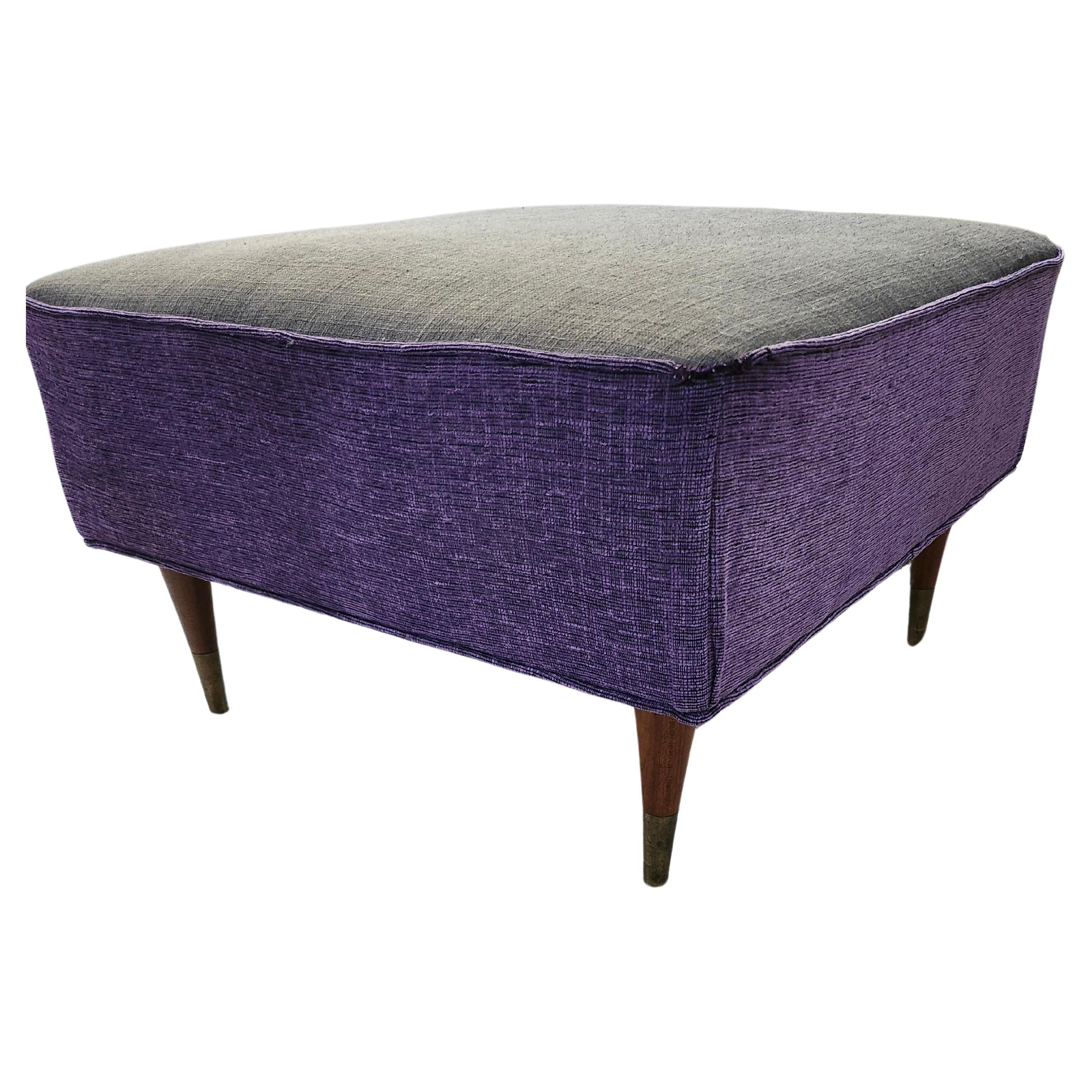 Mid-20th Century Mid Century Modern Sculptural Italian Armchair w Ottoman attrib to Gio Ponti For Sale