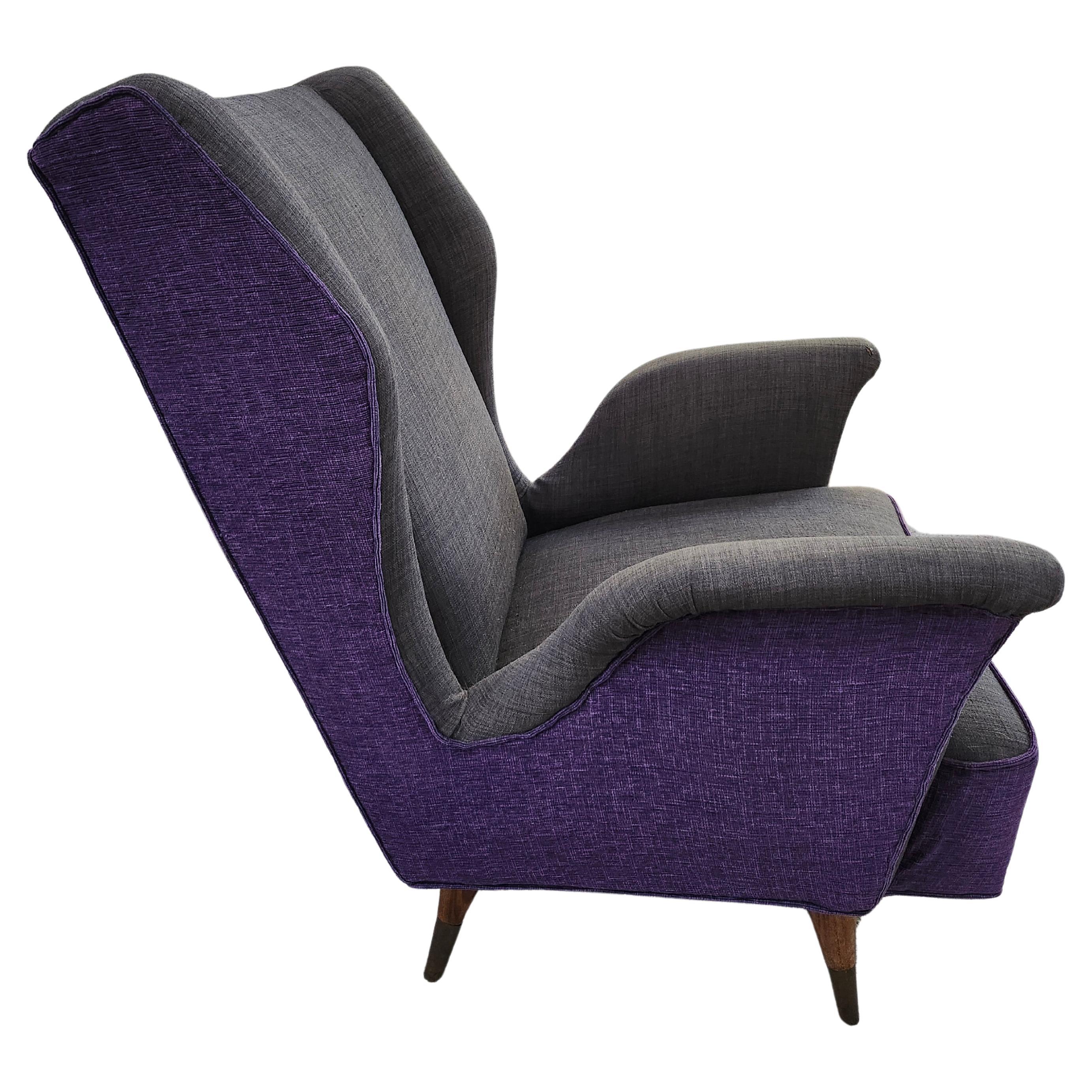 Mid Century Modern Sculptural Italian Armchair w Ottoman attrib to Gio Ponti For Sale 2