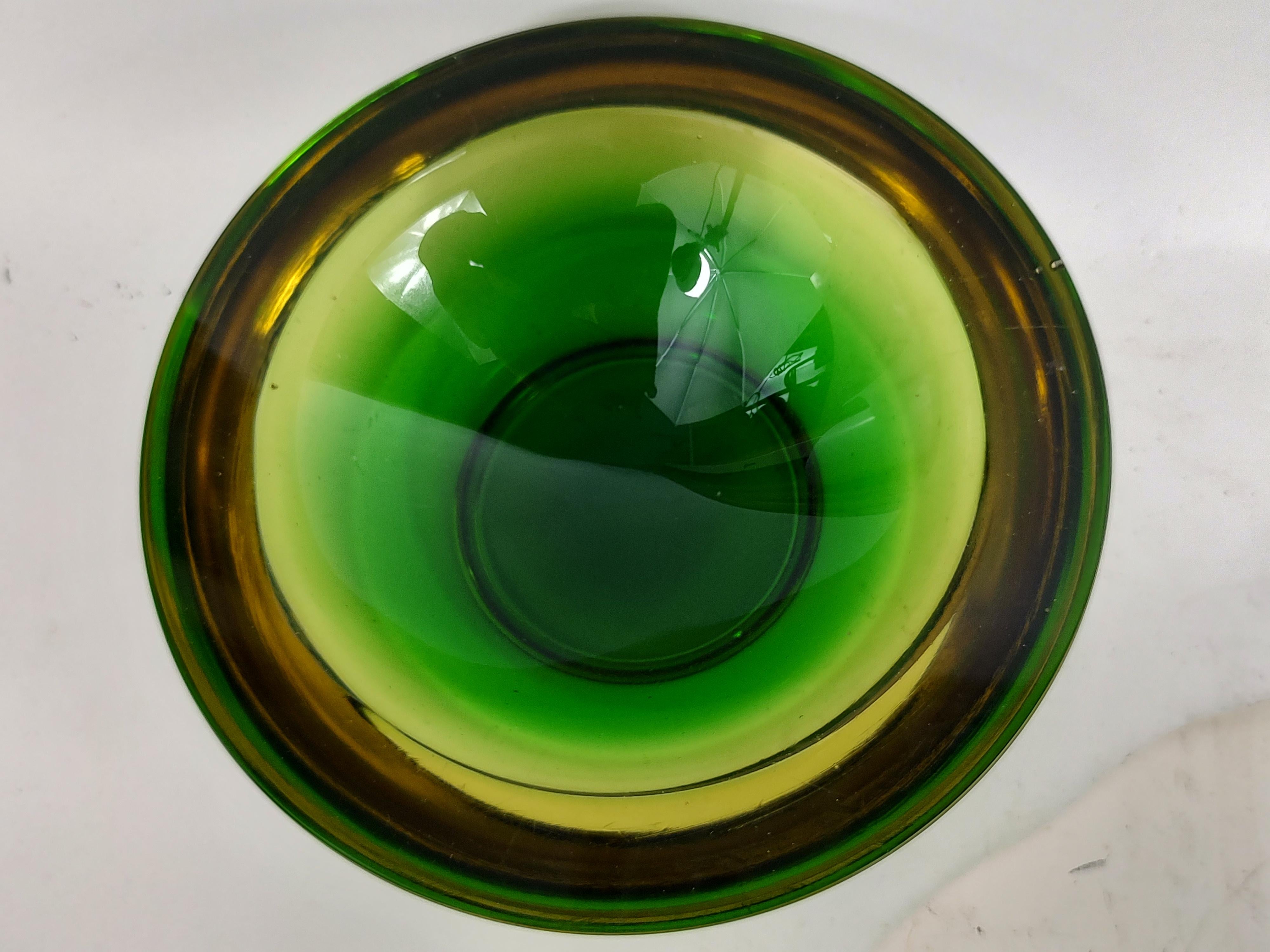 Mid-Century Modern Sculptural Italian Murano Art Glass Bowl Vase In Good Condition In Port Jervis, NY
