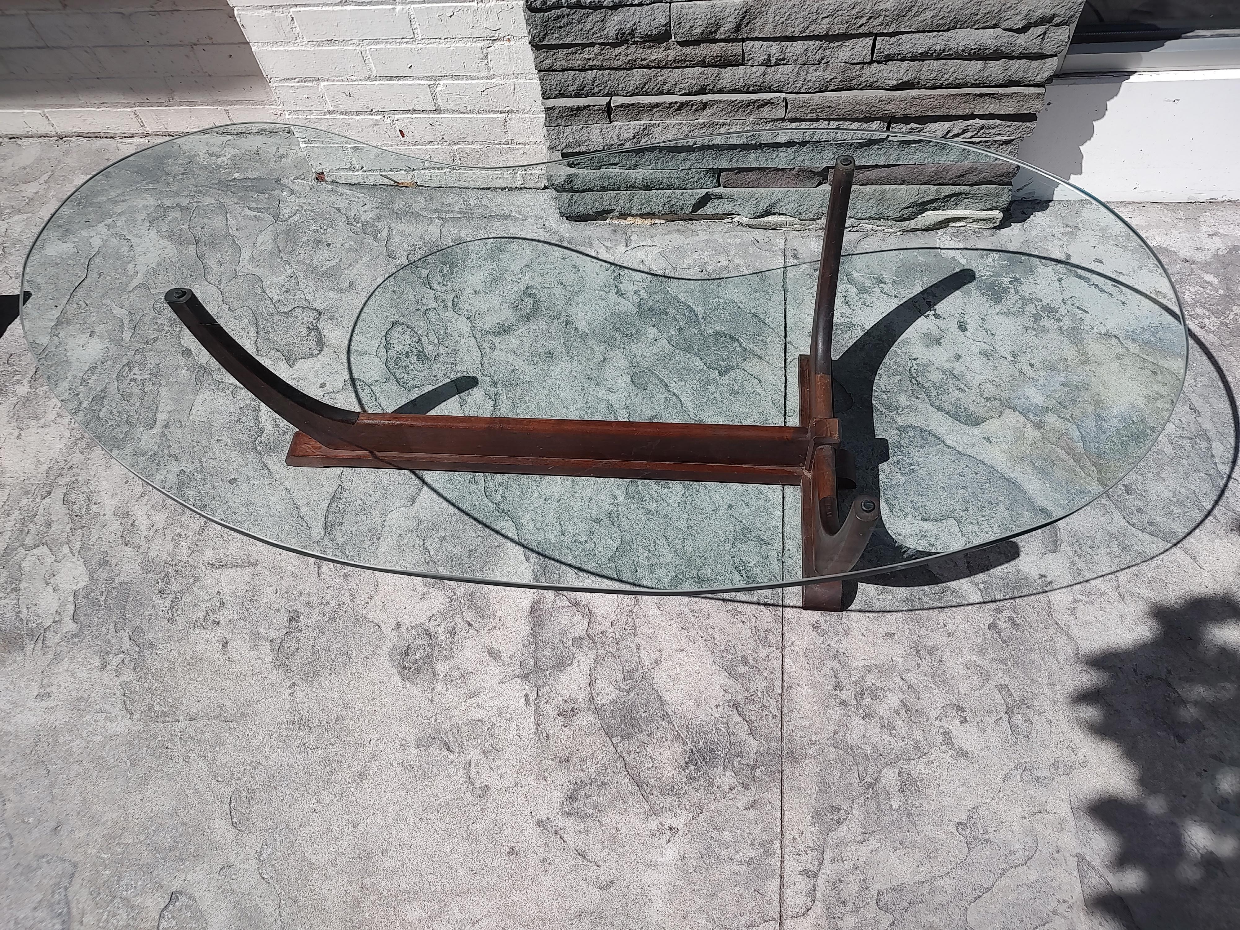 Hand-Crafted Mid Century Modern Sculptural Kidney Shaped Cocktail Table Adrian Pearsall For Sale