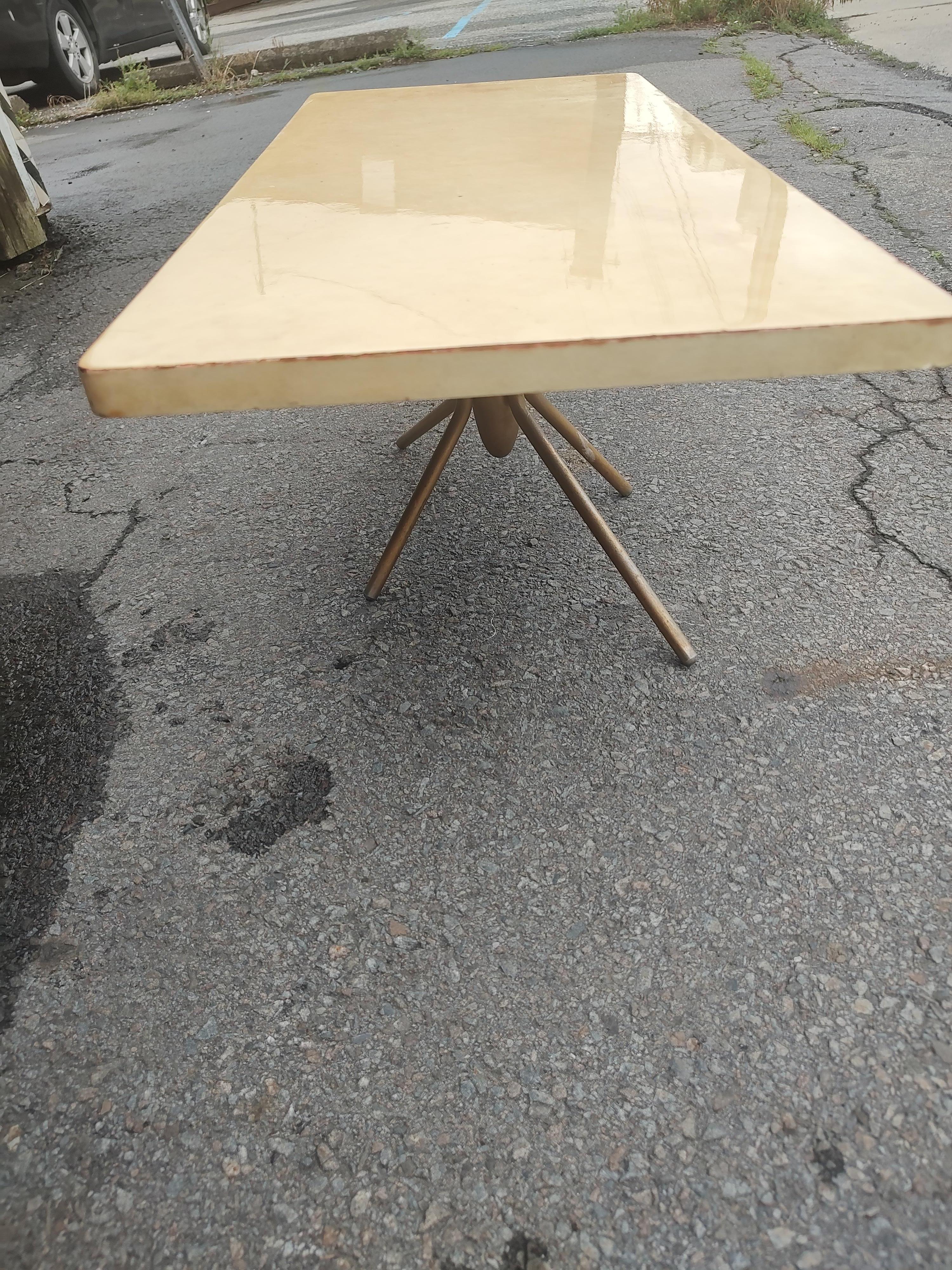 Mid Century Modern Sculptural Lacquered Parchment Cocktail Table by Aldo Tura In Good Condition For Sale In Port Jervis, NY