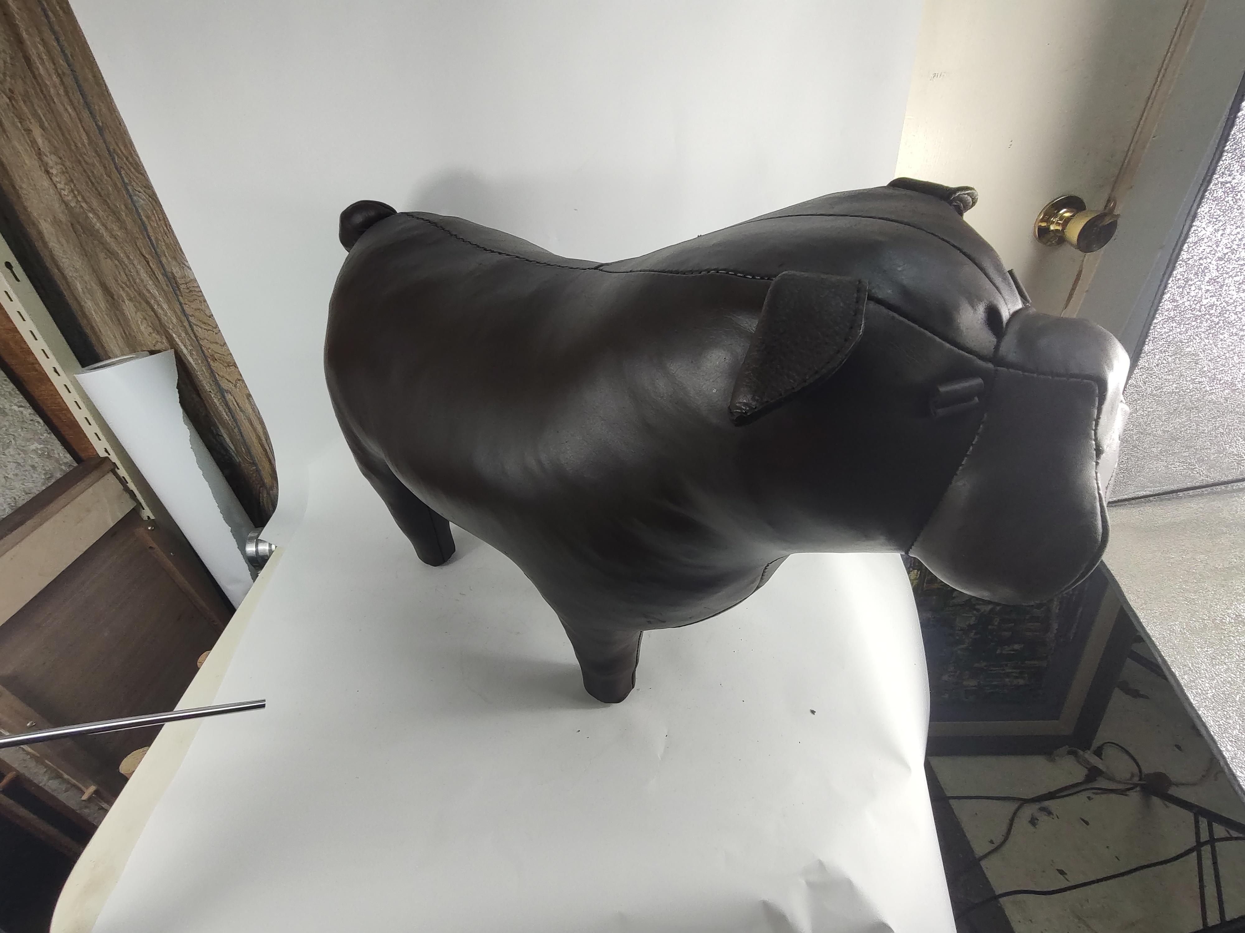Pouf sculptural en cuir mi-siècle moderne Bulldog de Abercrombie & Fitch  en vente 10