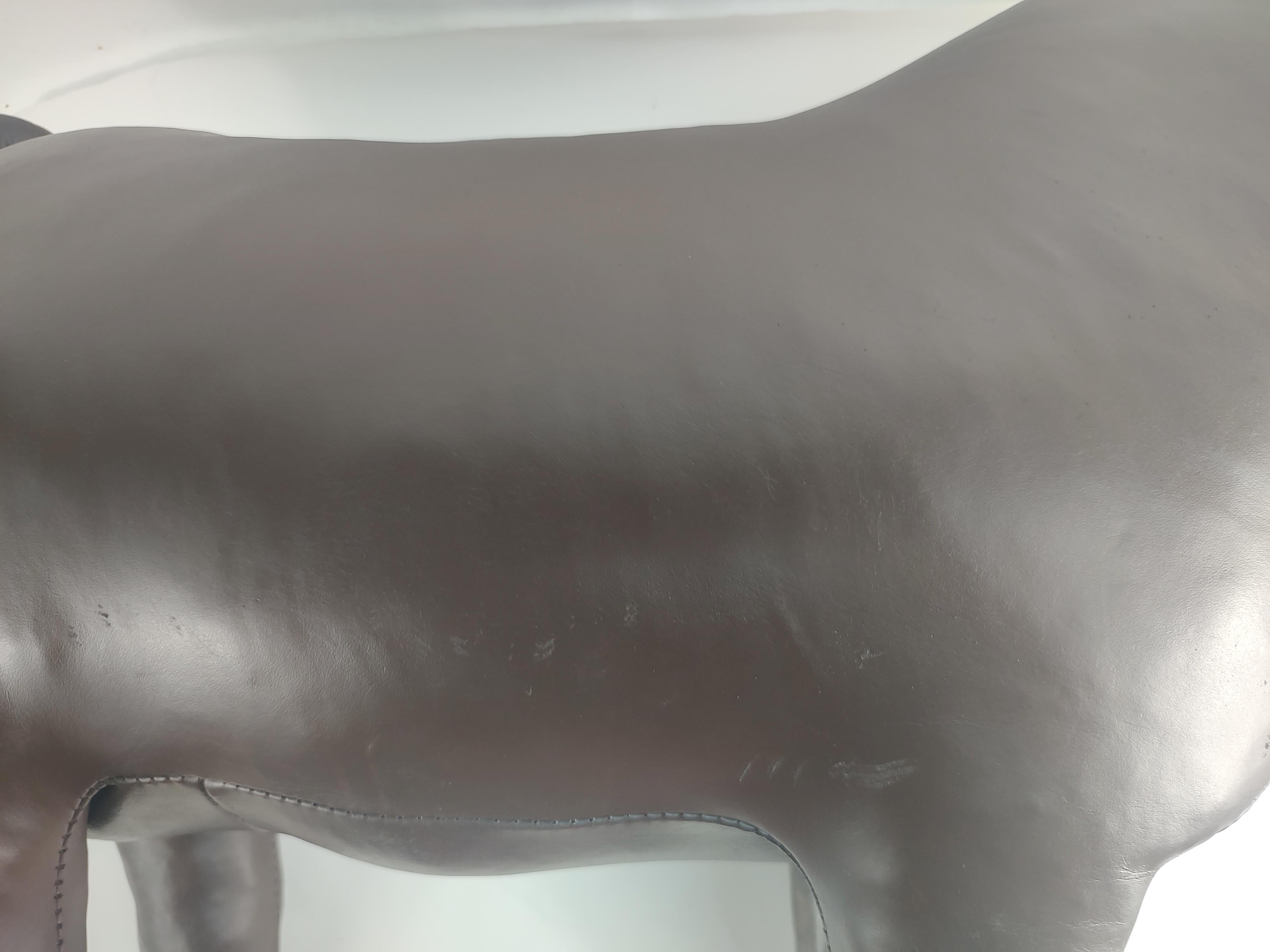Pouf sculptural en cuir mi-siècle moderne Bulldog de Abercrombie & Fitch  en vente 6