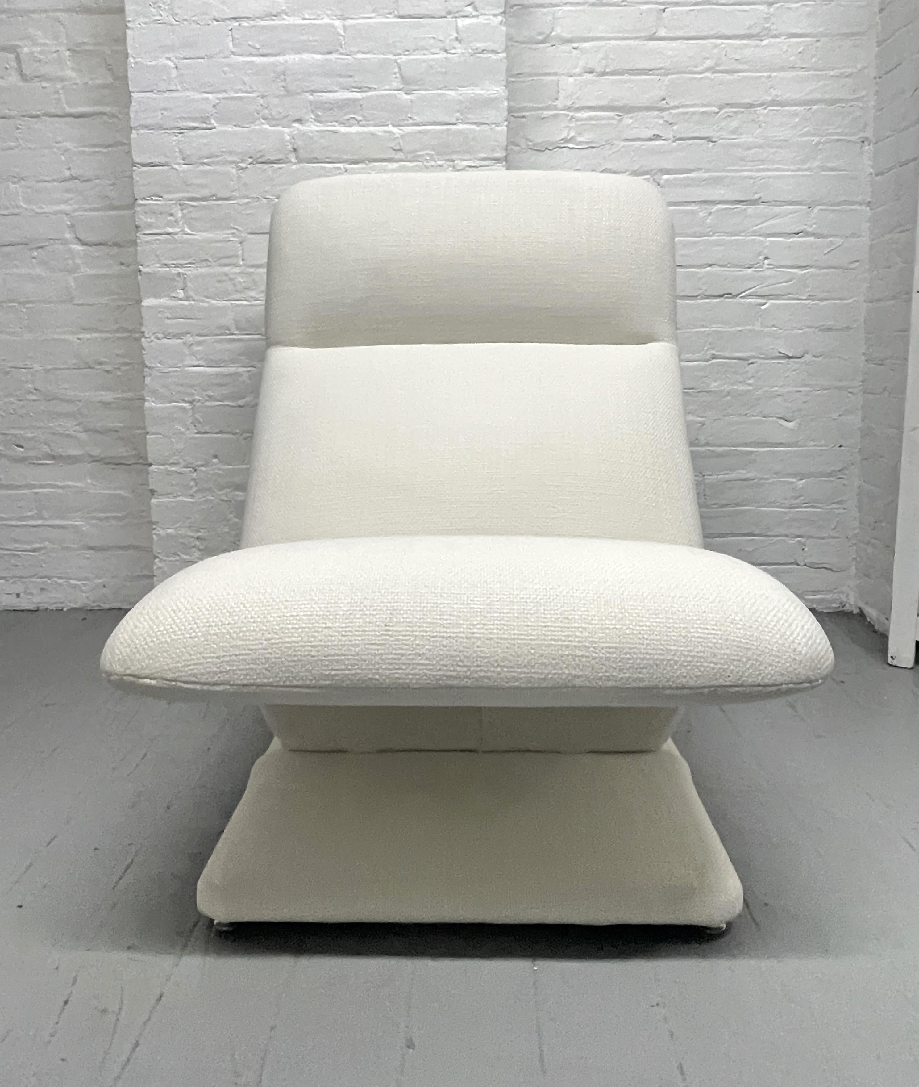 Mid-20th Century Mid-Century Modern Sculptural Lounge Chair and Matching Ottoman For Sale