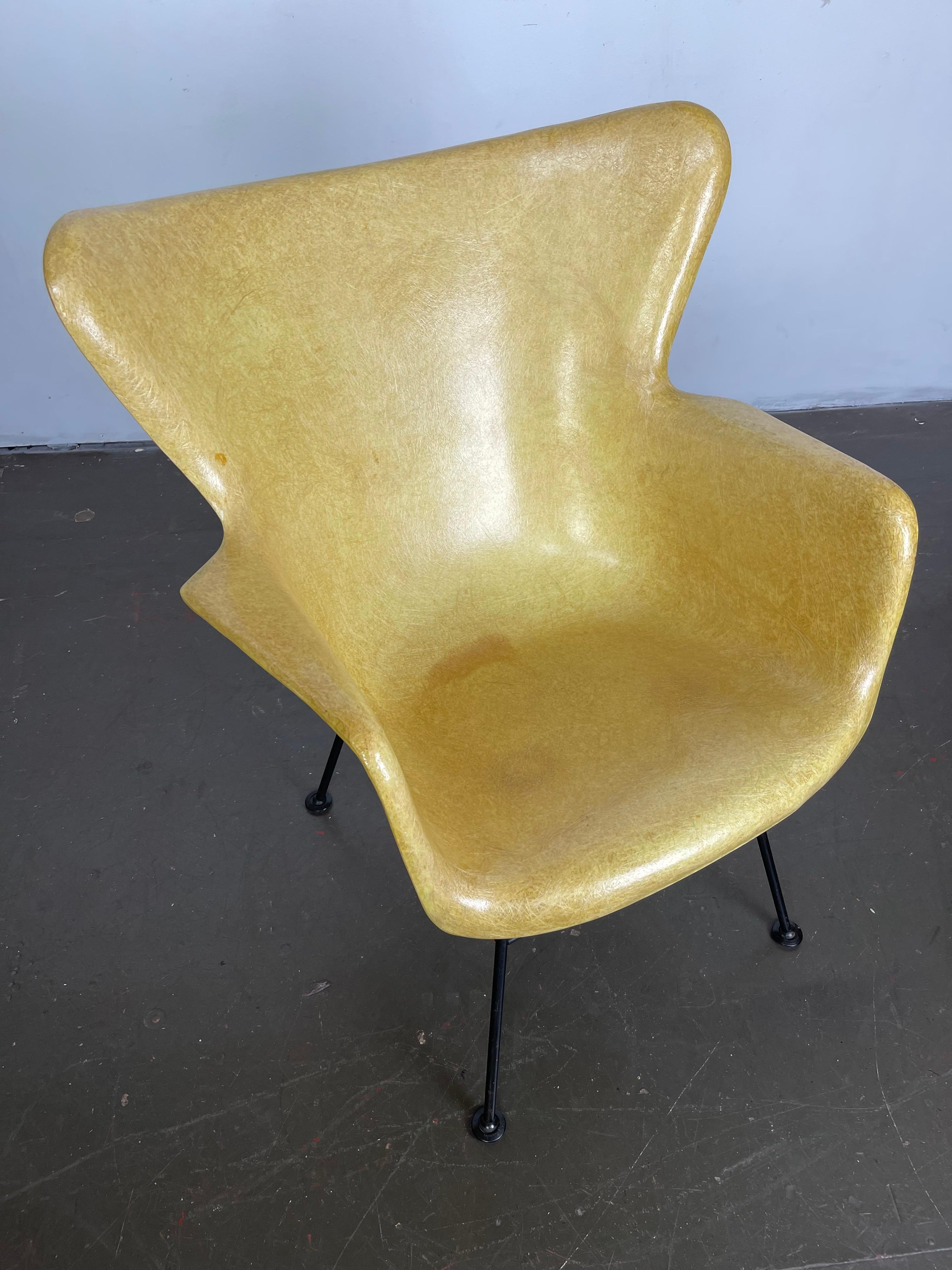 Mid-Century Modern Sculptural Lounge Chair by Lawrence Peabody for Selig Labeled 7