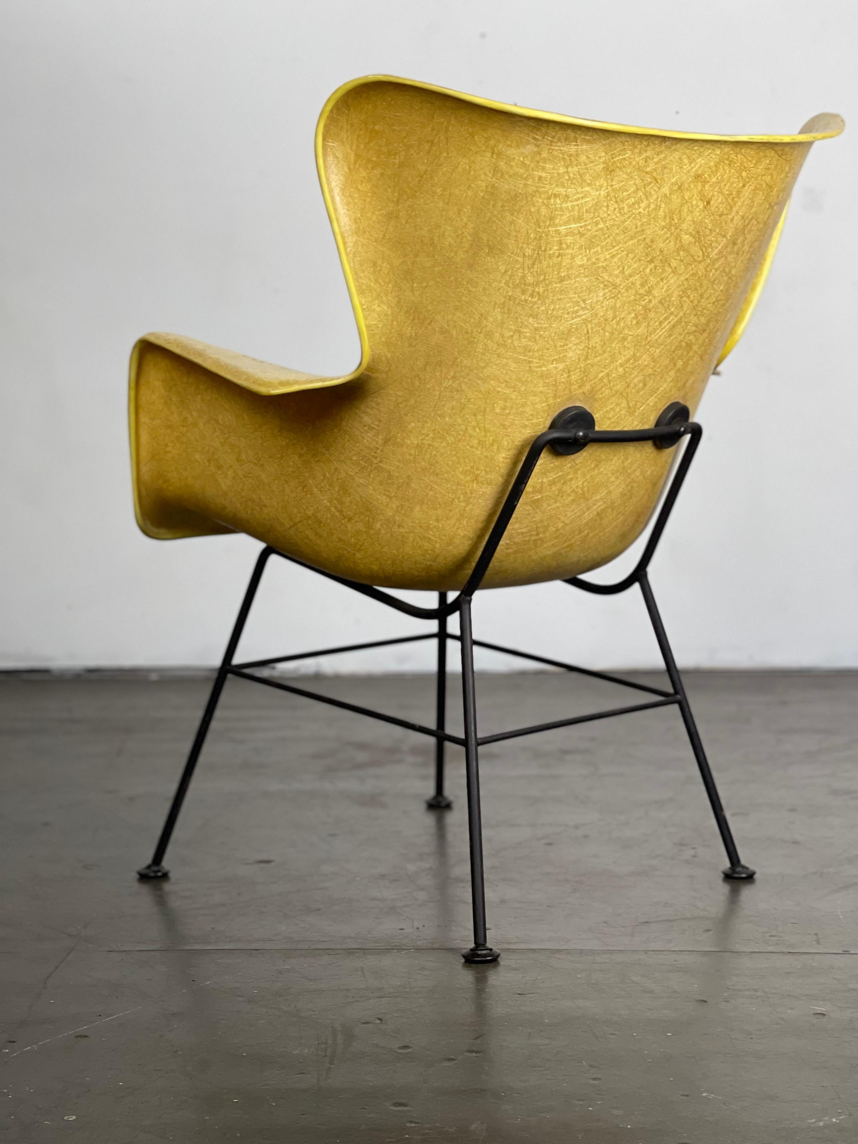 Molded Mid-Century Modern Sculptural Lounge Chair by Lawrence Peabody for Selig Labeled