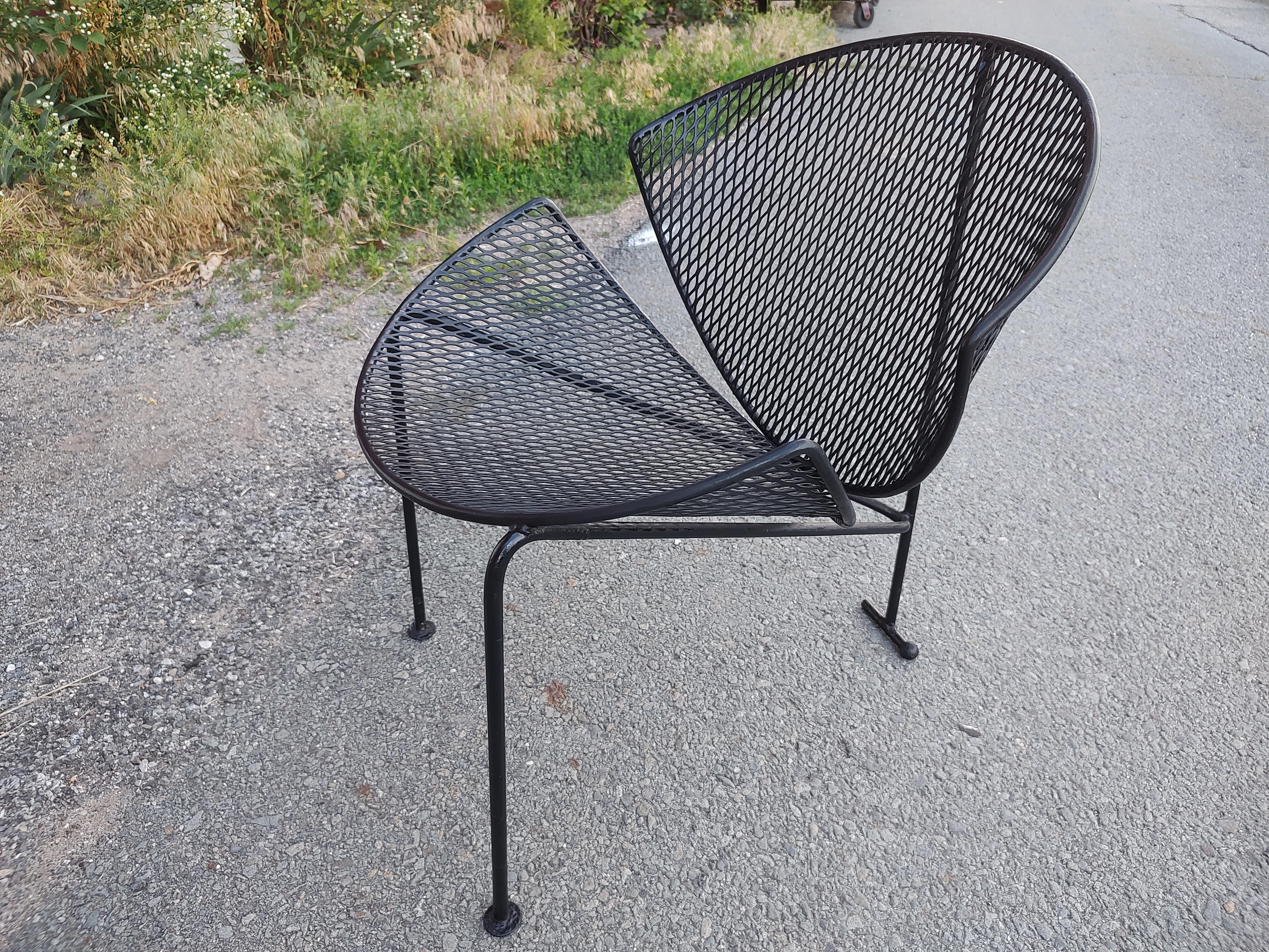 Mid Century Modern Sculptural Lounge Chair by Maurizio Tempestini for Salterini  In Good Condition In Port Jervis, NY