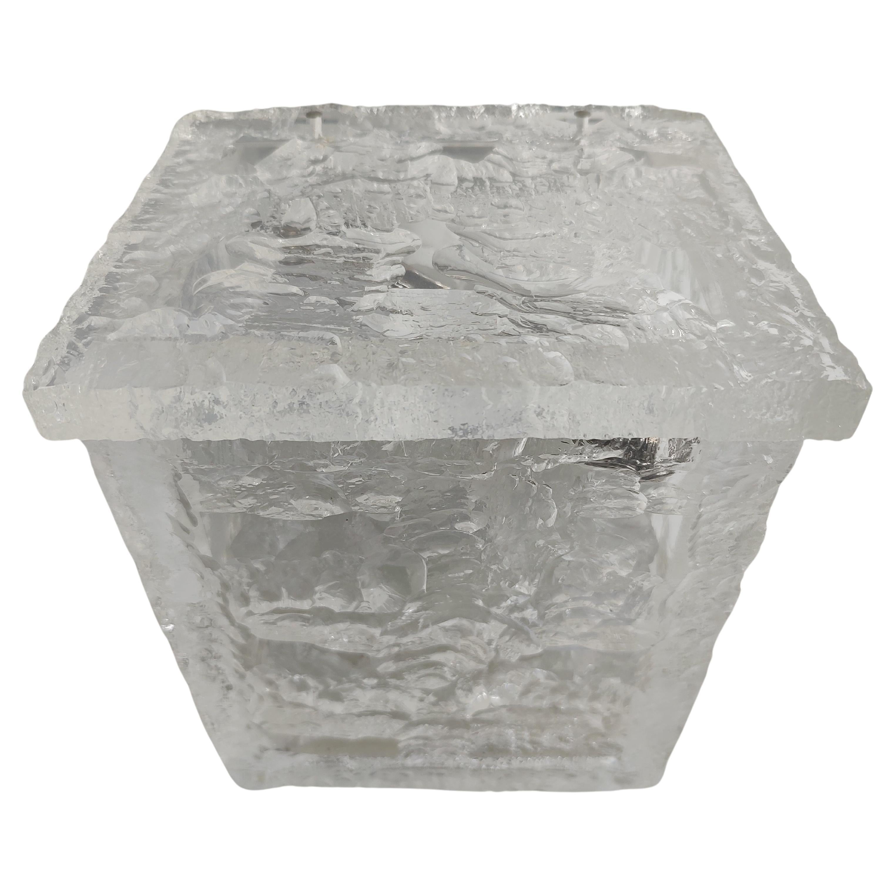 Skulpturaler Lucite-Eiskübel von Wilardy mit Sterling-Zacken, Moderne der Mitte des Jahrhunderts (amerikanisch) im Angebot