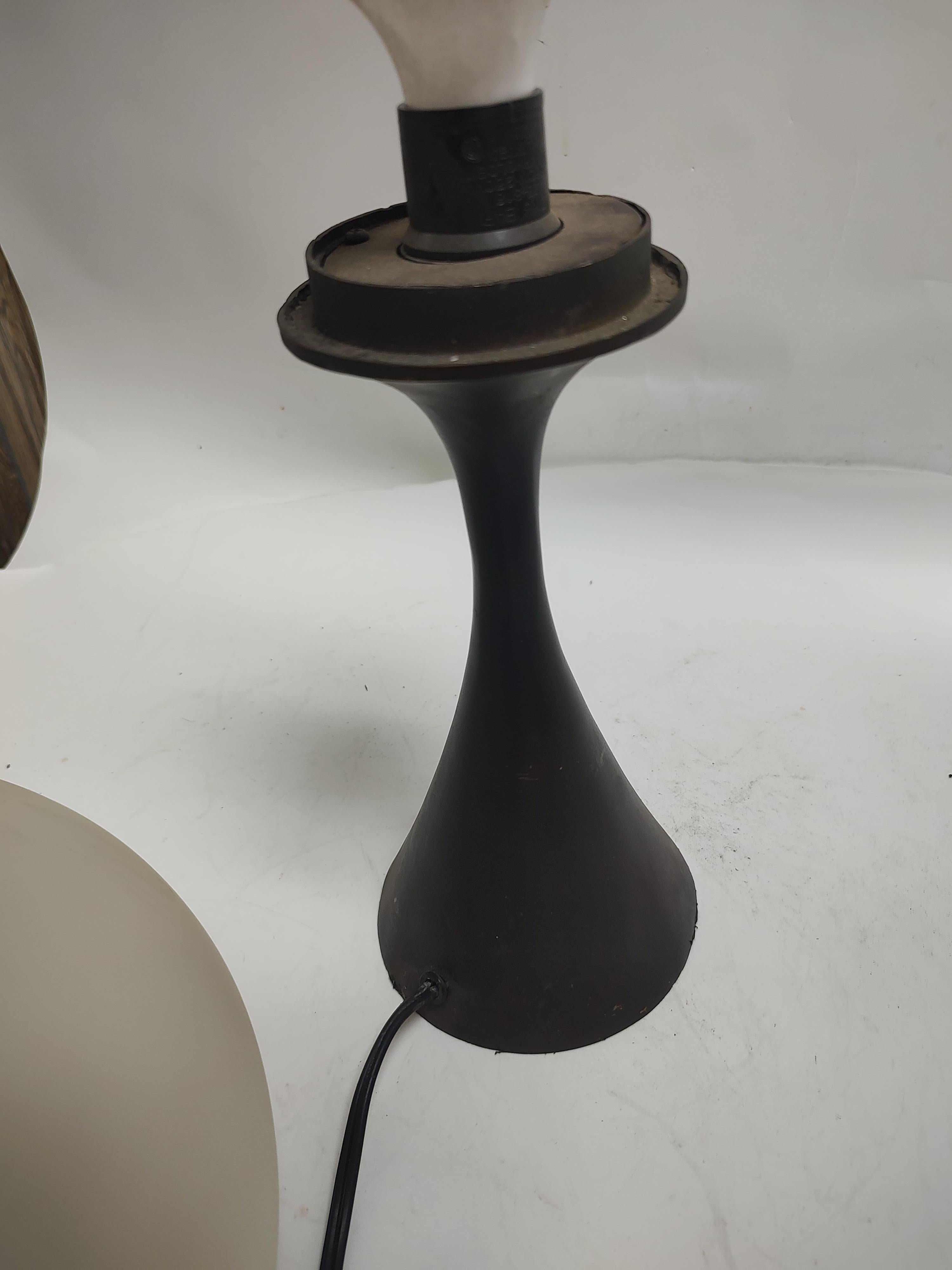 Milk Glass Mid Century Modern Sculptural Mushroom Table Lamp Attributed to Laurel Lamp Co.
