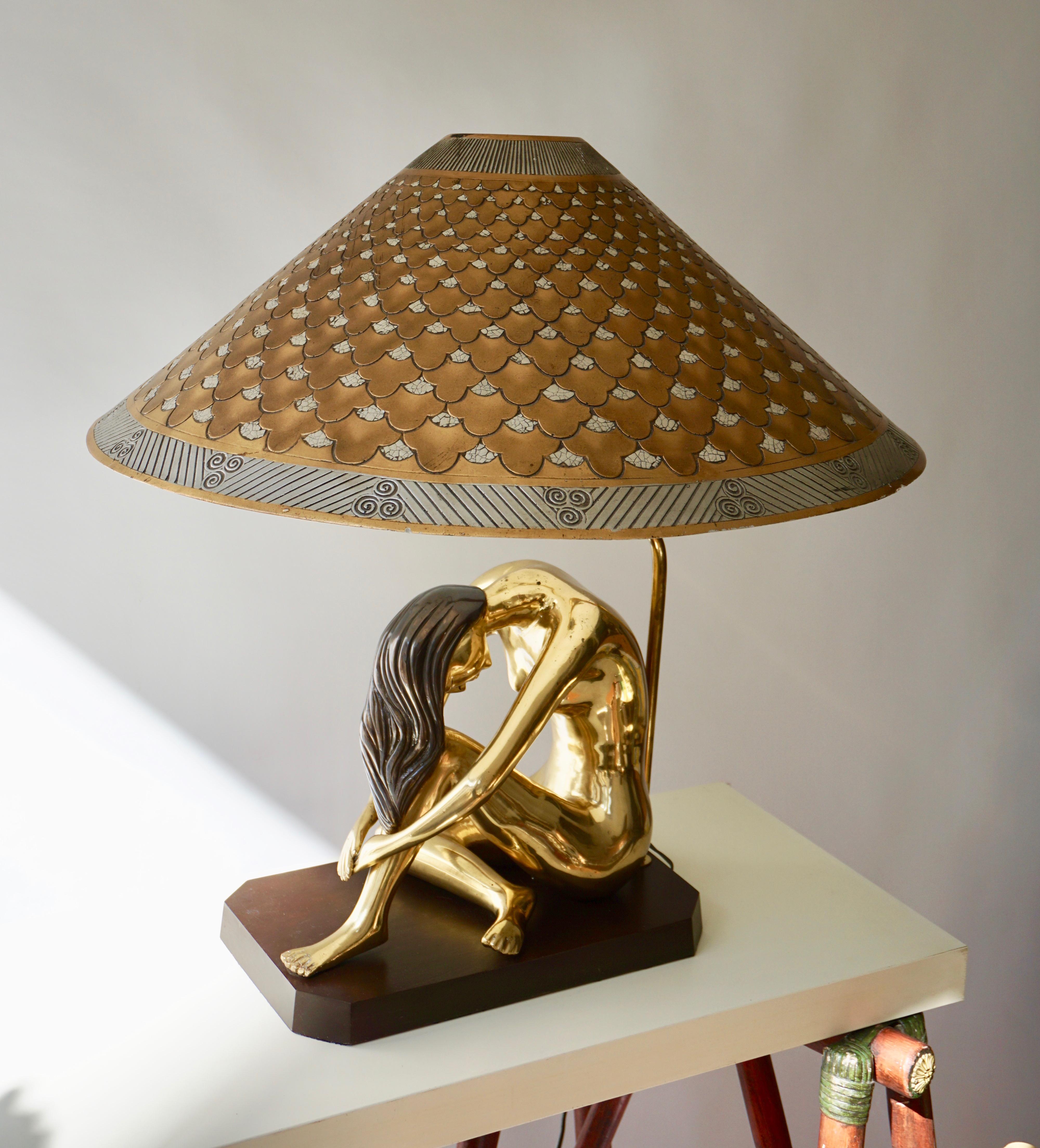 nude woman lamp