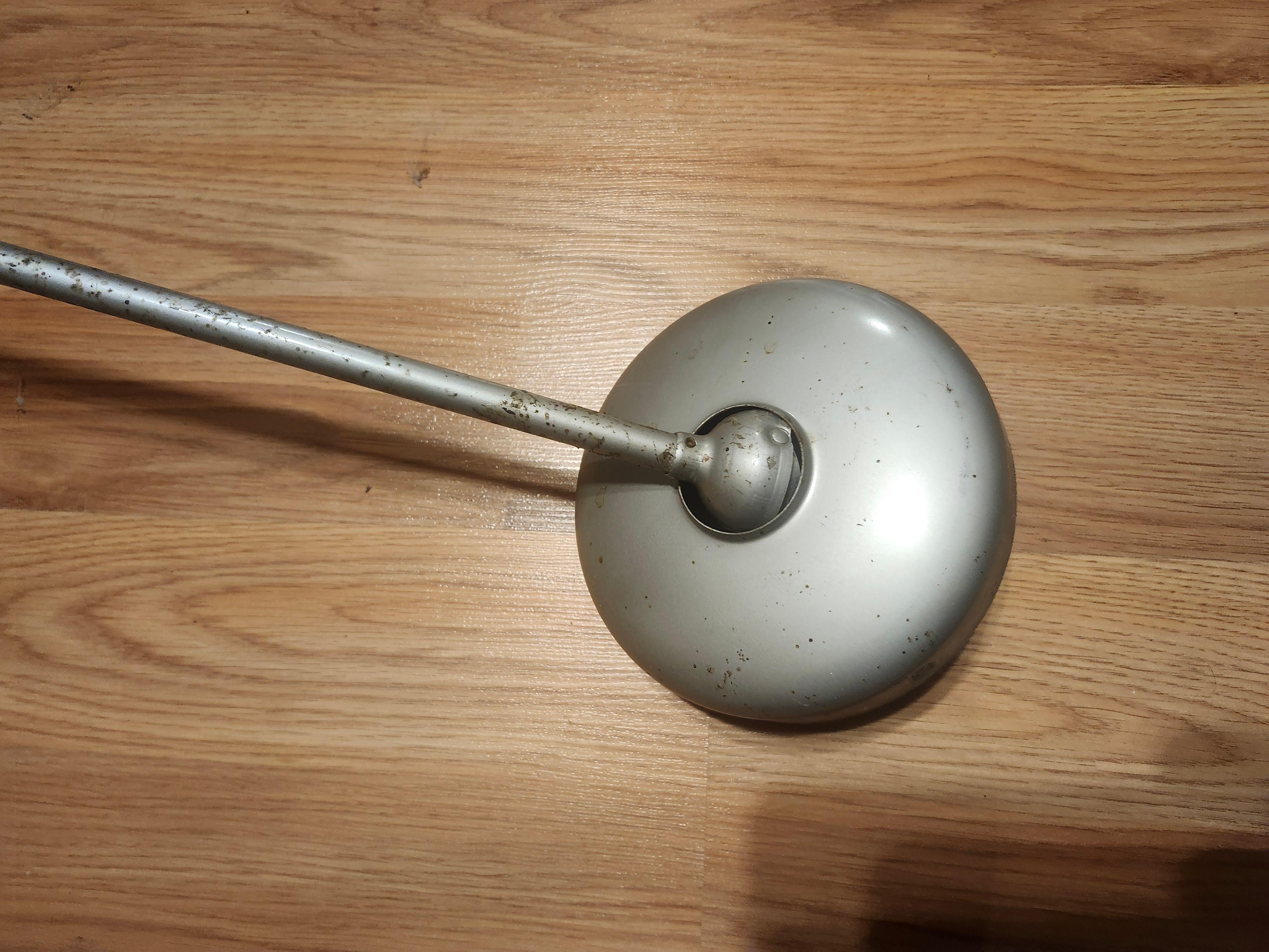 Coppia di lampade a sospensione in stile Saturno di Kurt Versen, scultura moderna del metà secolo in vendita 2