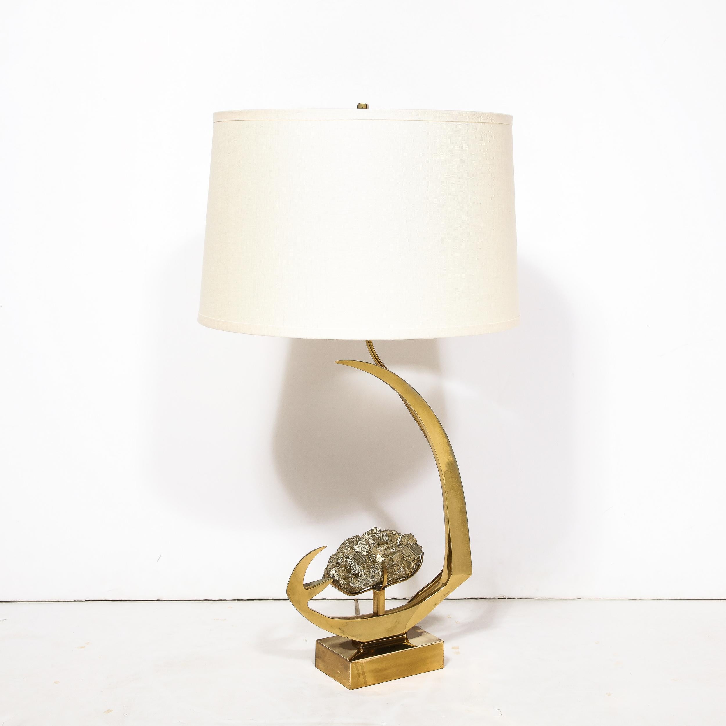 Mid-Century Modern Sculptural Polished Brass & Pyrite Table Lamp by Willy Daro In Excellent Condition For Sale In New York, NY