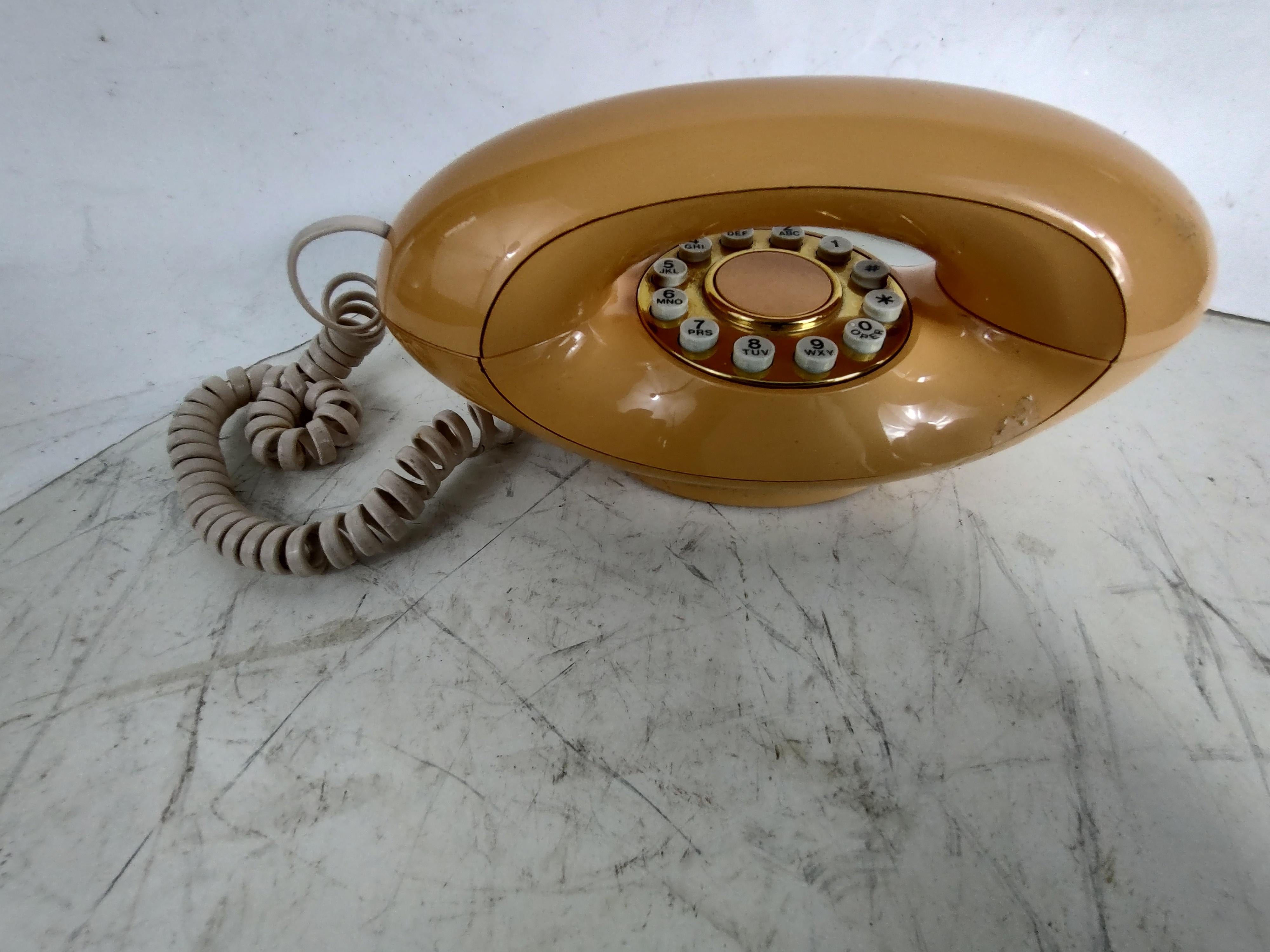 American Mid-Century Modern Sculptural Push Button Genie Telephone in Peach For Sale