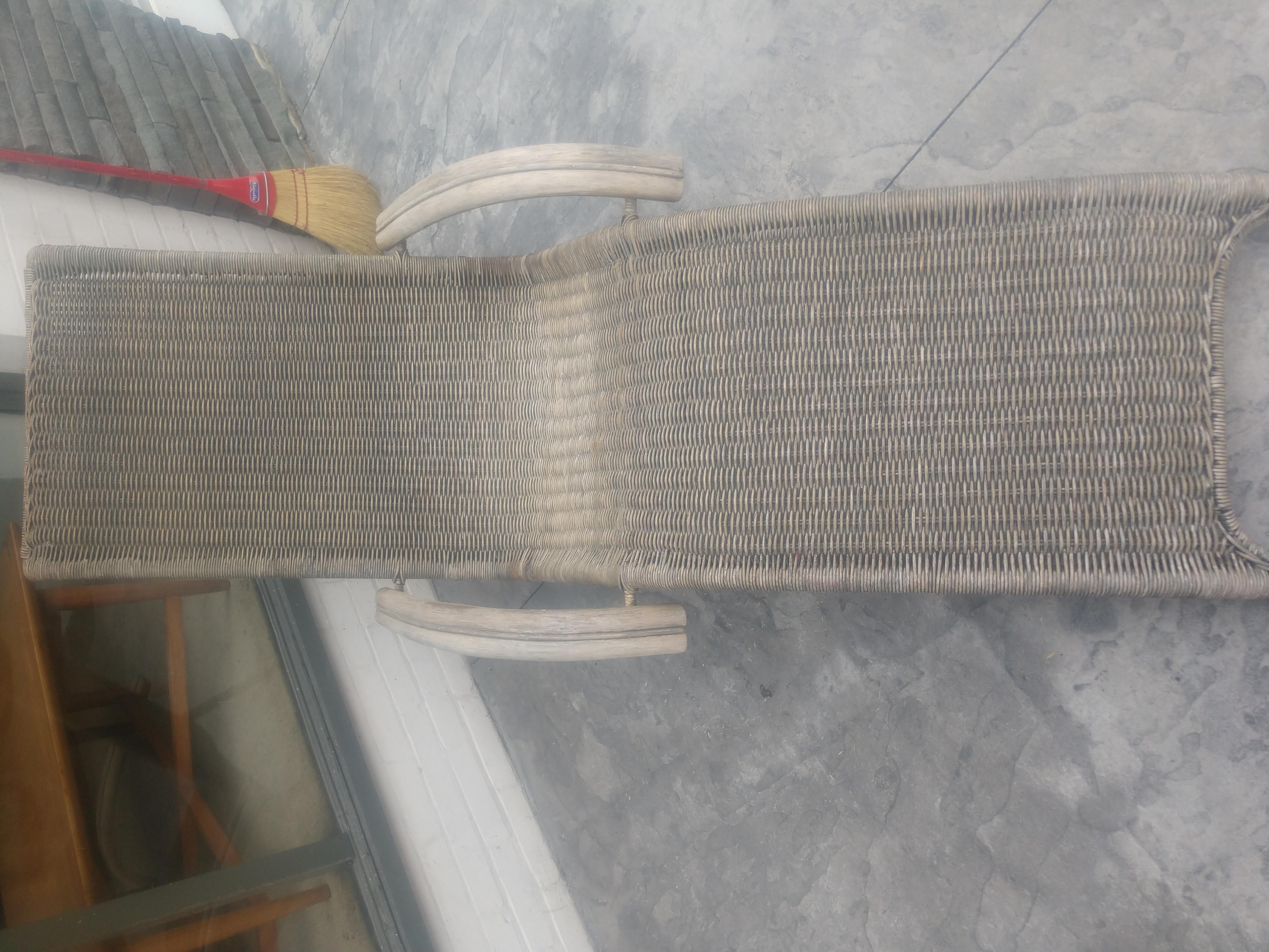 Mid-Century Modern Sculptural Rattan Lounge Chair In Good Condition For Sale In Port Jervis, NY