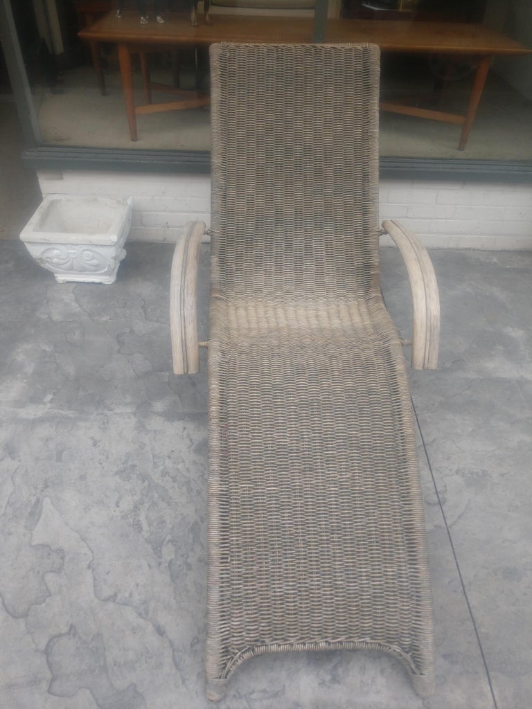 Mid-Century Modern Sculptural Rattan Lounge Chair For Sale 2