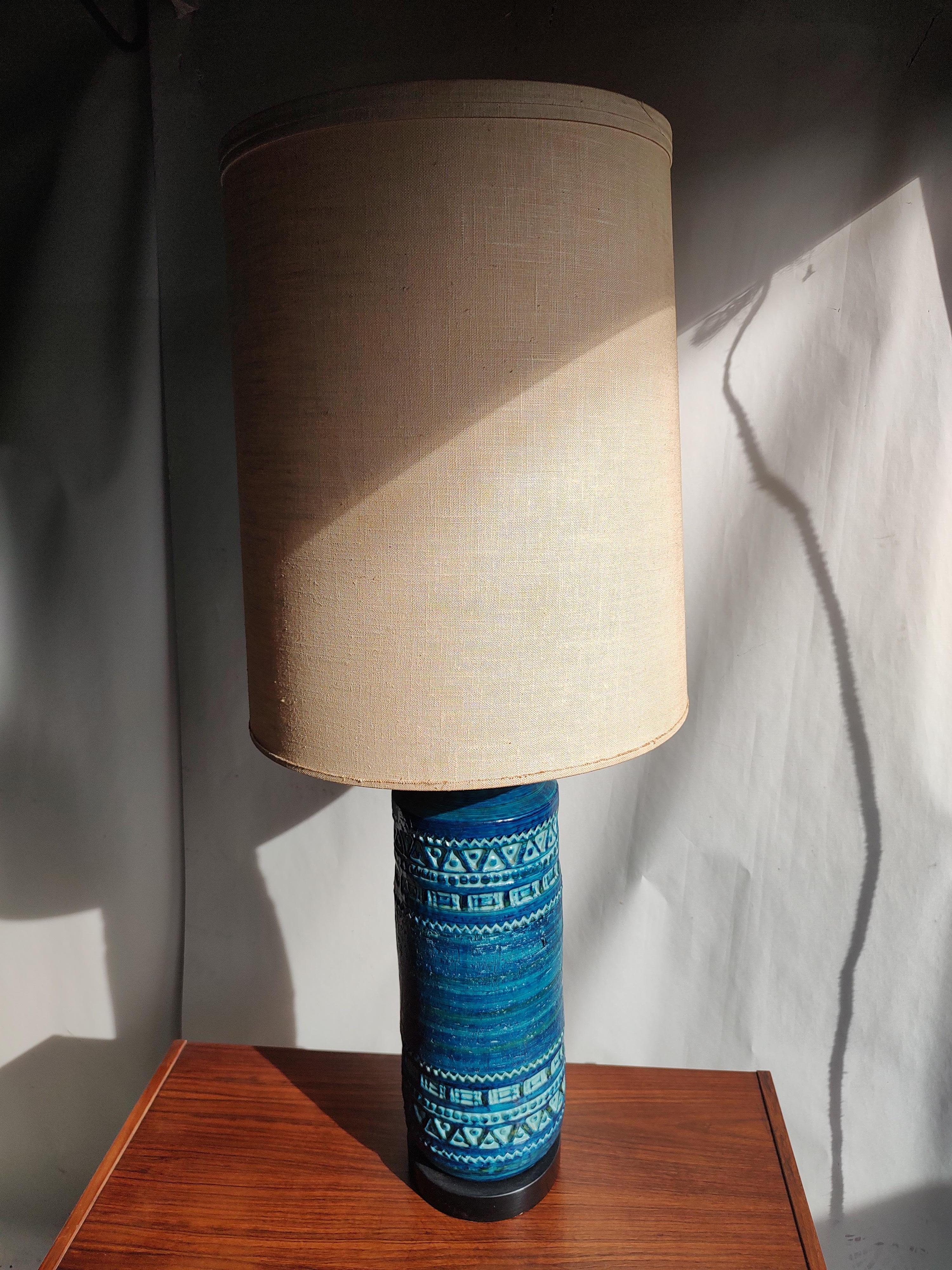 Mid-Century Modern Sculptural Rimini Blue Table Lamp by Aldo Londi for Bitossi 2