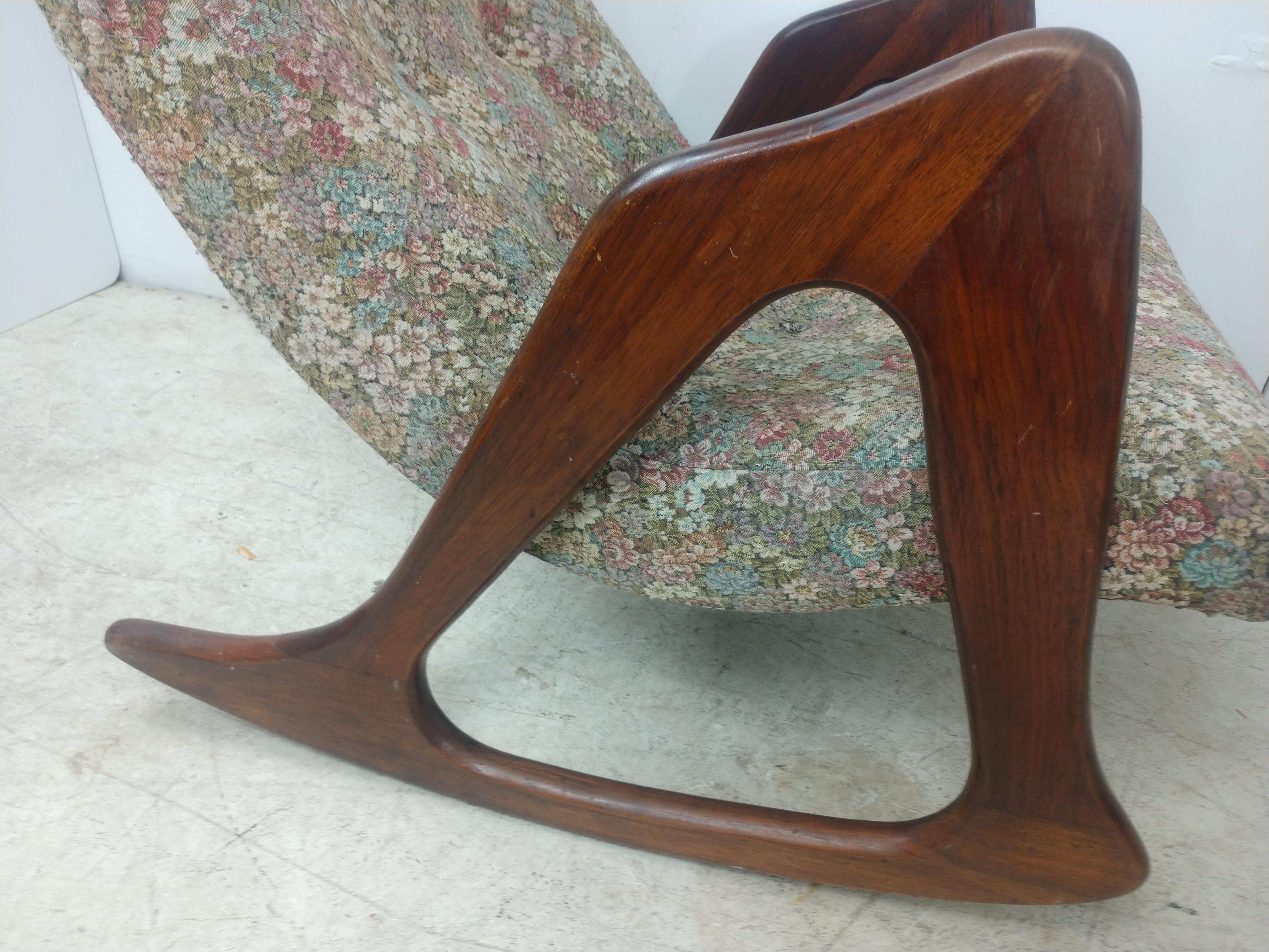Mid-Century Modern Sculptural Rocker by Adrian Pearsall In Good Condition In Port Jervis, NY