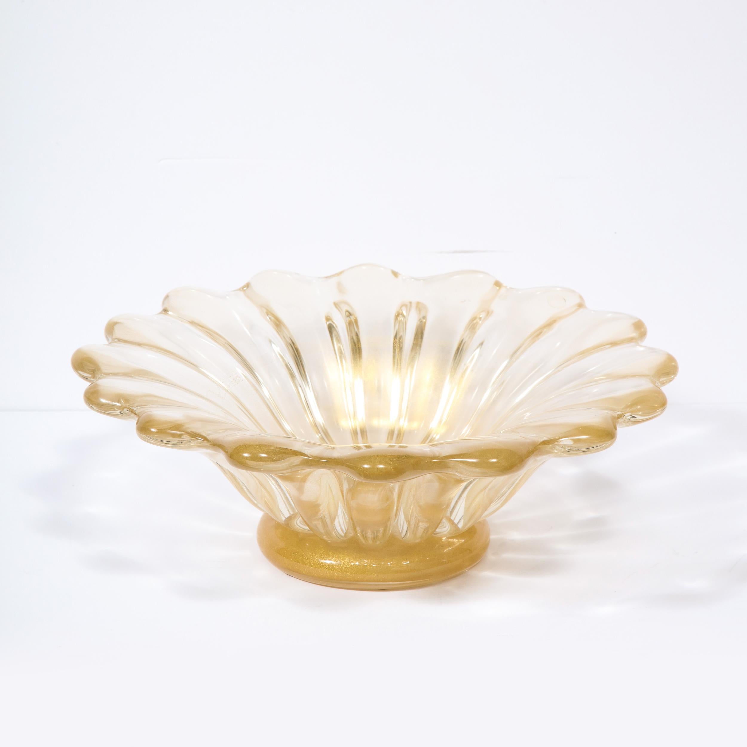 Mid-Century Modern Sculptural Scalloped Murano Glass Bowl by Archimede Seguso 1