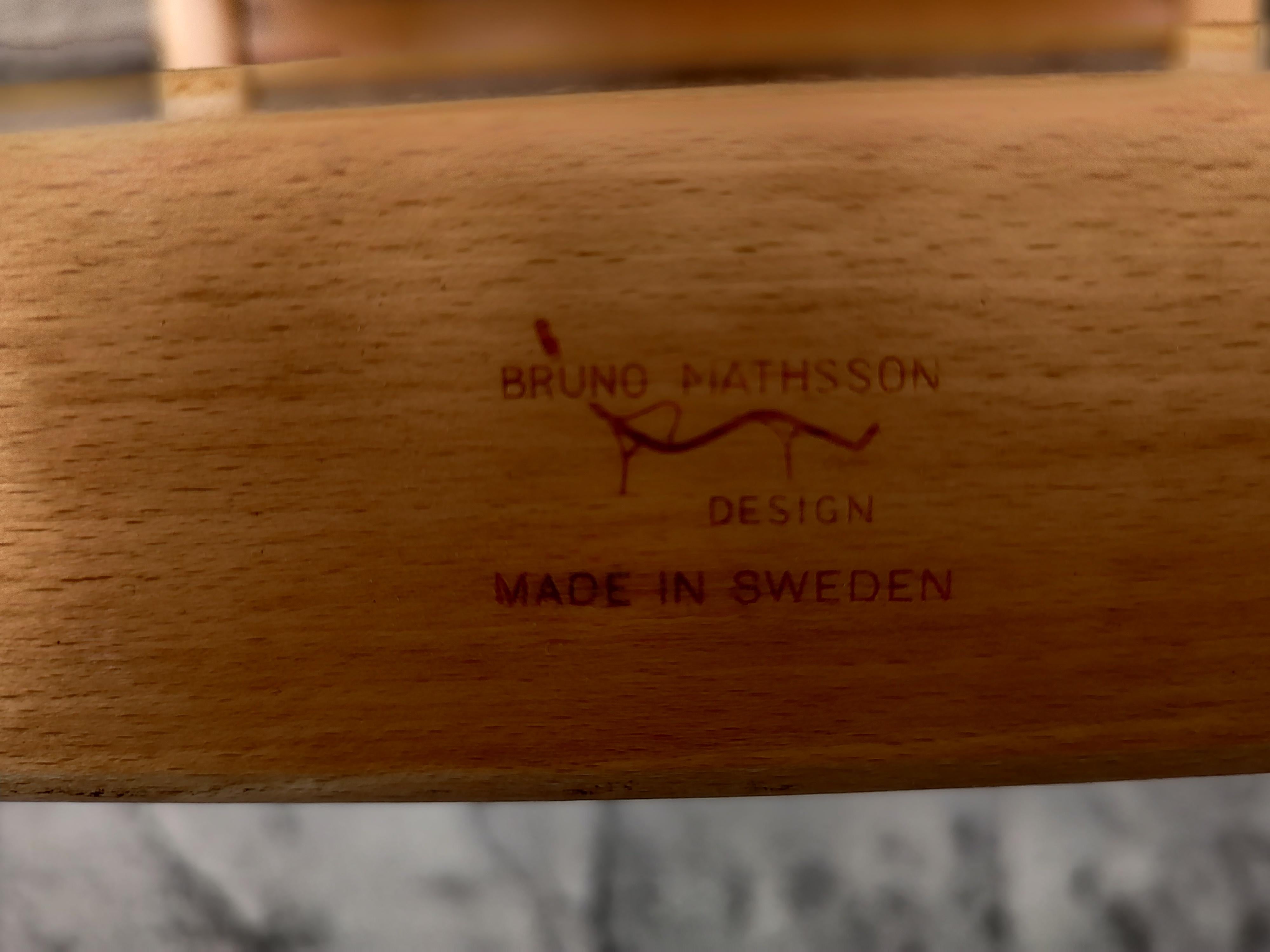 Upholstery Mid Century Modern Sculptural Scandinavian 