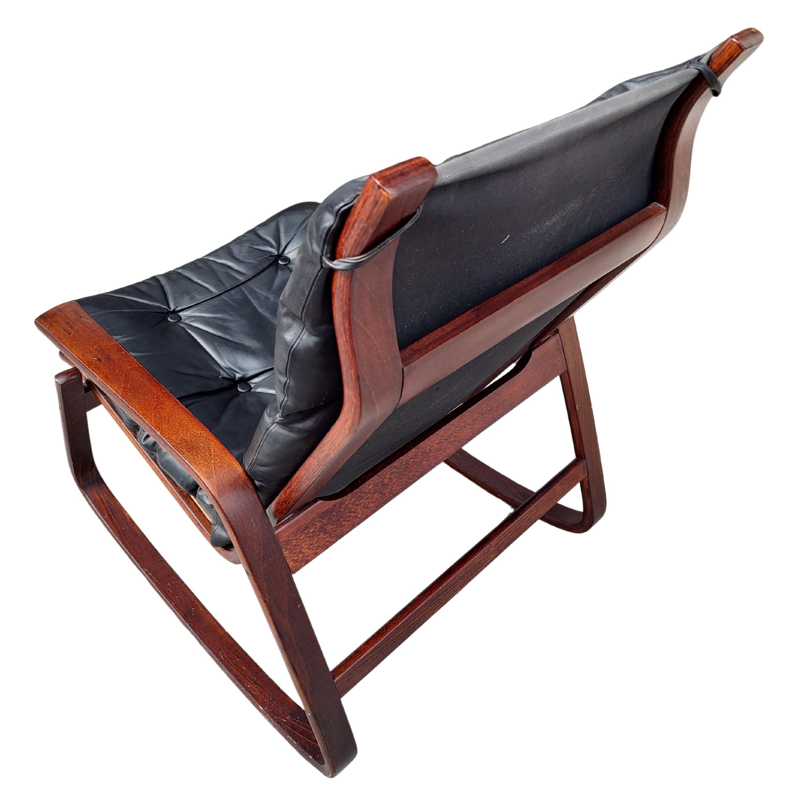 Norvégien The Moderns Modern Sculptural Scandinavian Rosewood and Leather Rocker Westnofa en vente