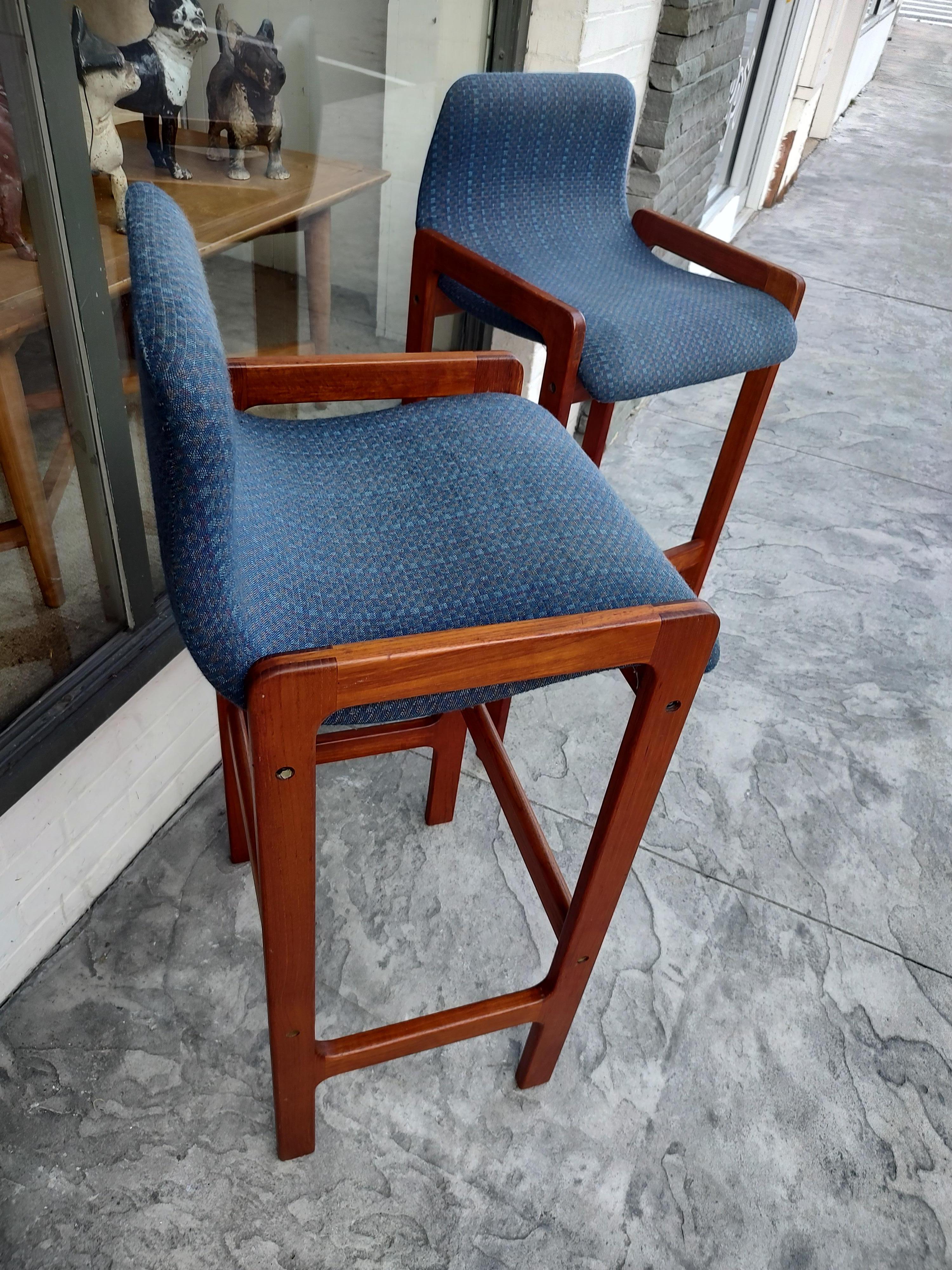 Mid-Century Modern Sculptural Scandinavian Teak Bar Stools by D-Scan 4 Available 7