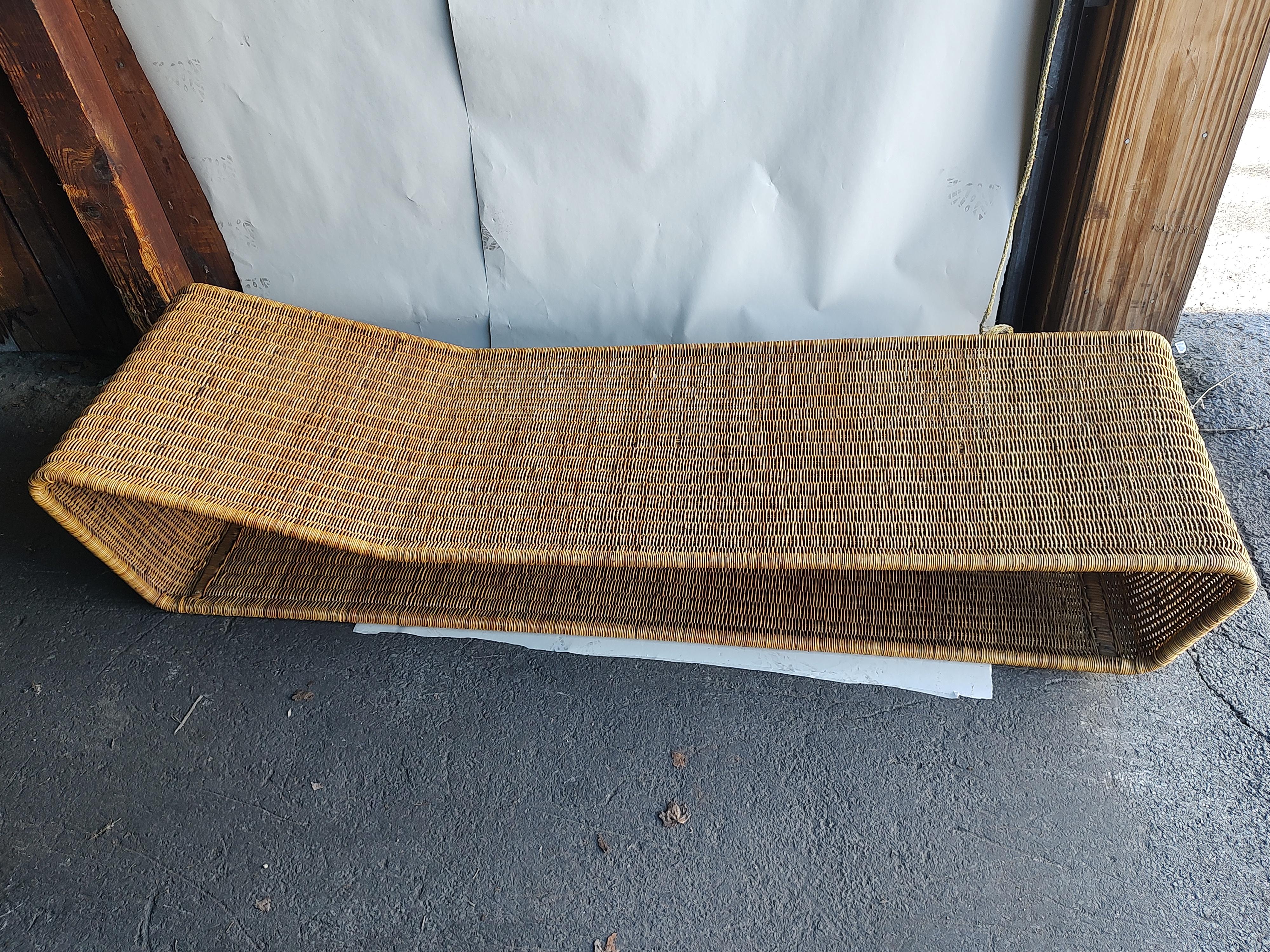 Mid-Century Modern Sculptural Natural Wicker Chaise Lounge by Tito Agnoli C1970 For Sale 4