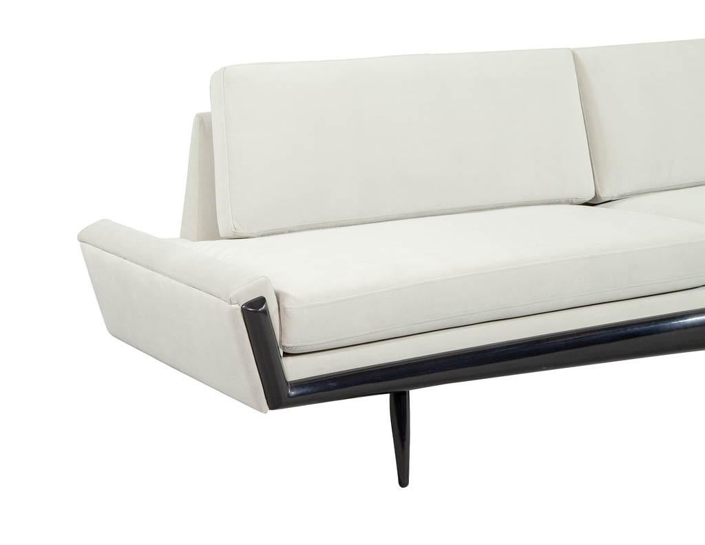 Mid-Century Modern Sculptural Sofa by Adrian Pearsall In Excellent Condition In North York, ON