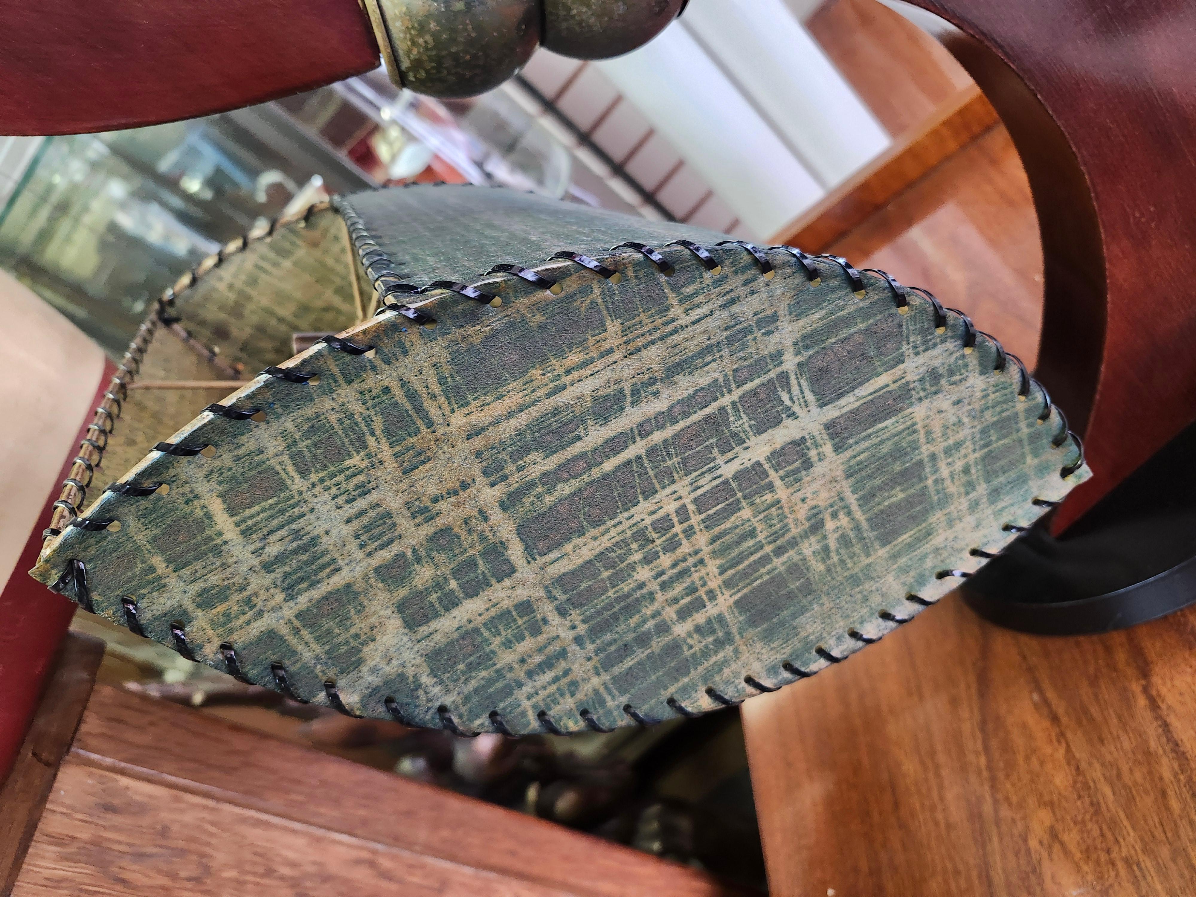 Lampada da tavolo scultorea del Mid Century Modern di Luxcraft C1955 in vendita 2