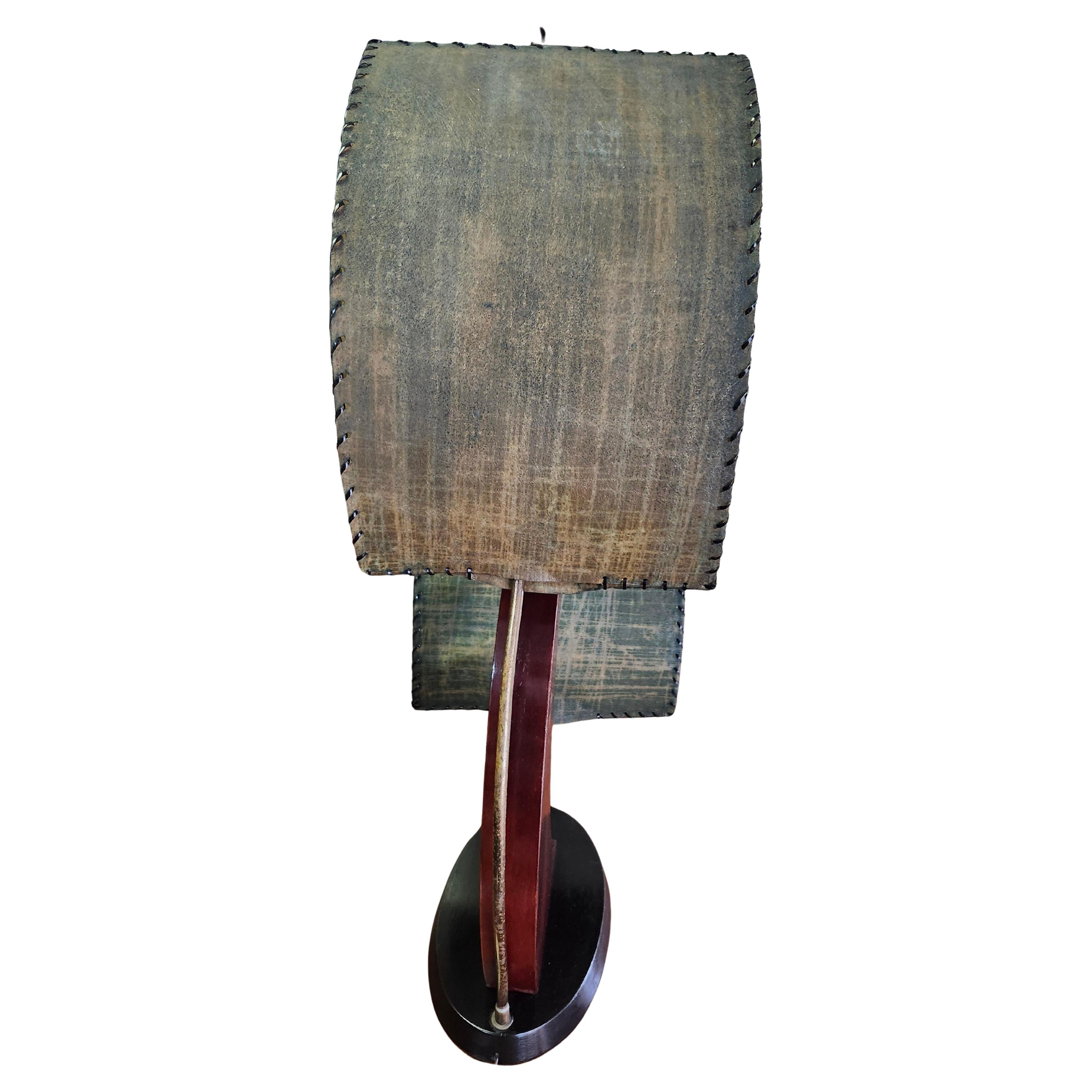 Metà XX secolo Lampada da tavolo scultorea del Mid Century Modern di Luxcraft C1955 in vendita