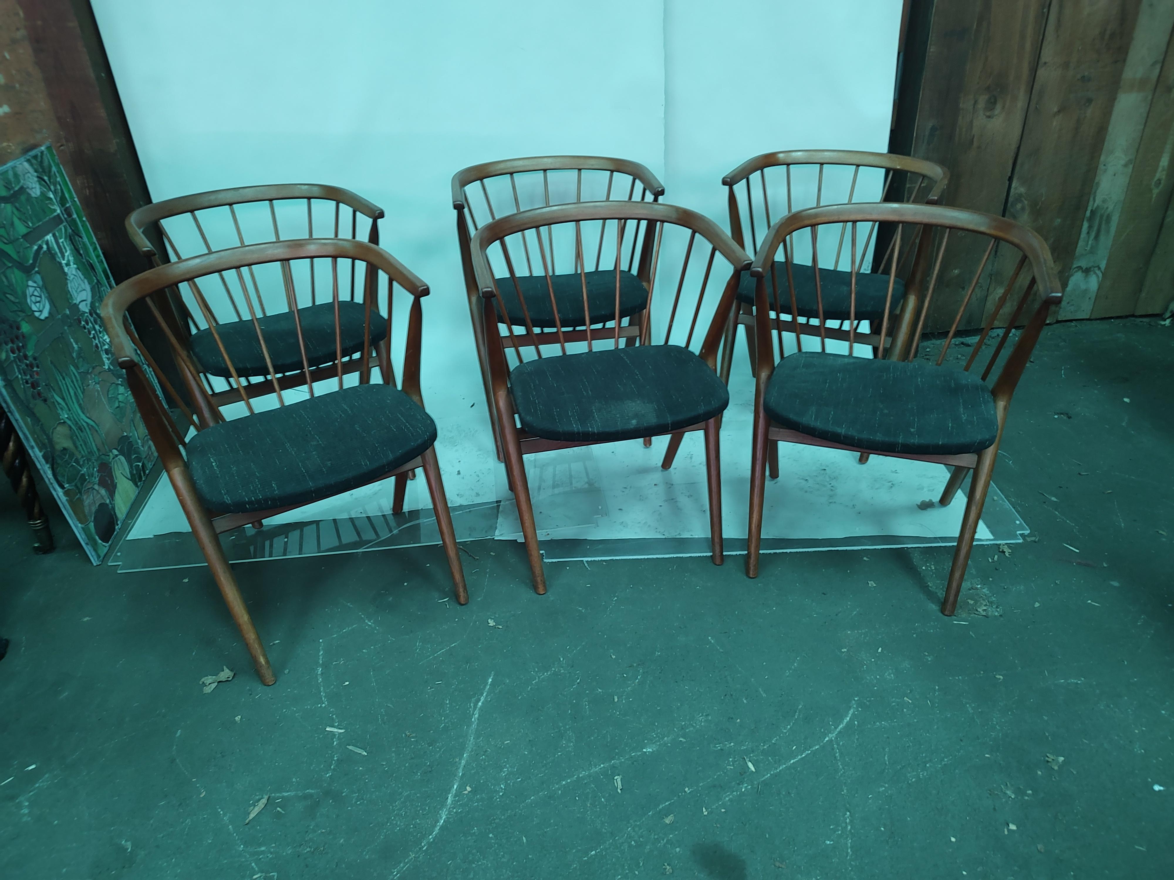 Mid-Century Modern Sculptural Teak Set of 6 Dining Chairs #8 by Helge Sibast For Sale 5