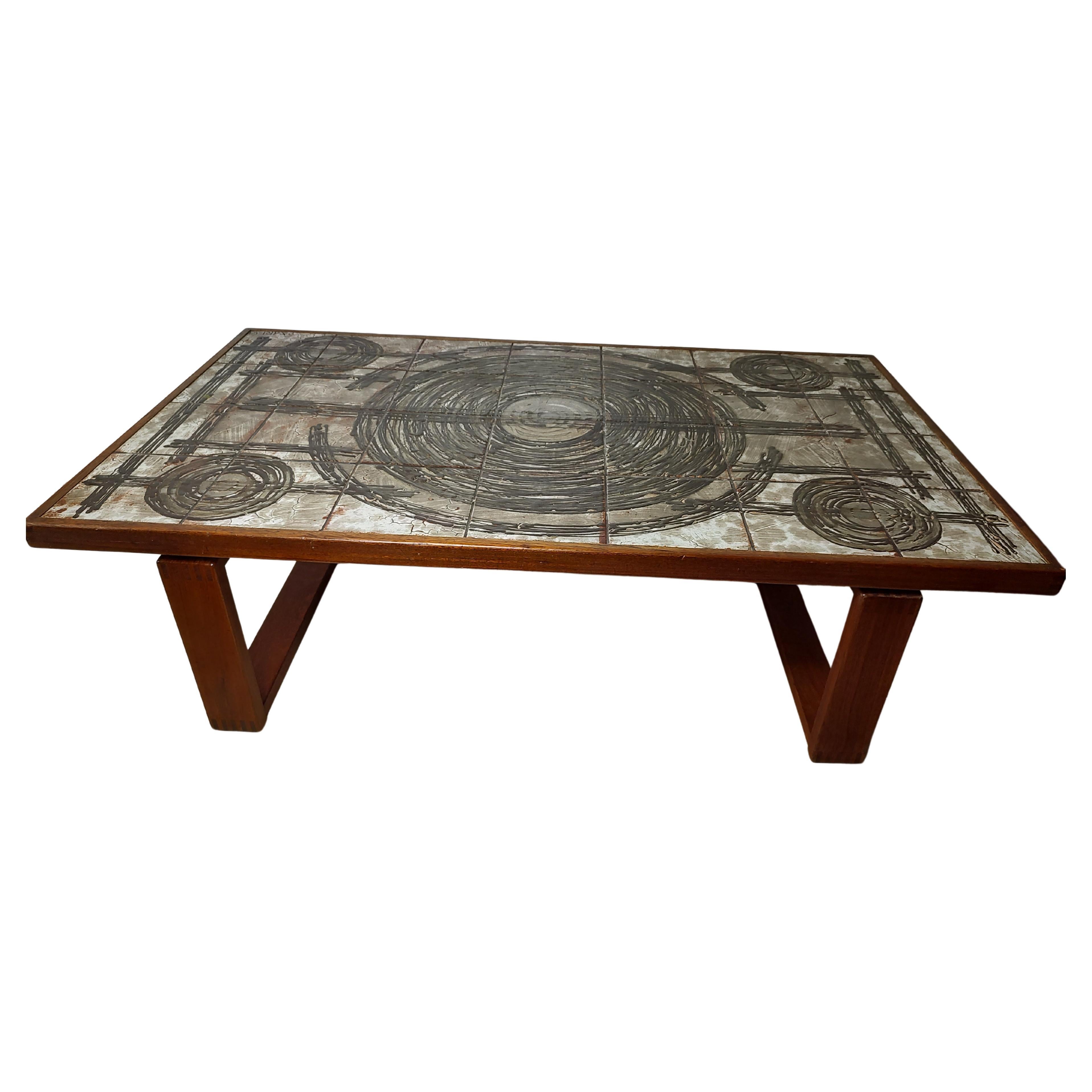 Fatto a mano Cocktail Table con piano a mattonelle scultoreo di Ox-Art in vendita