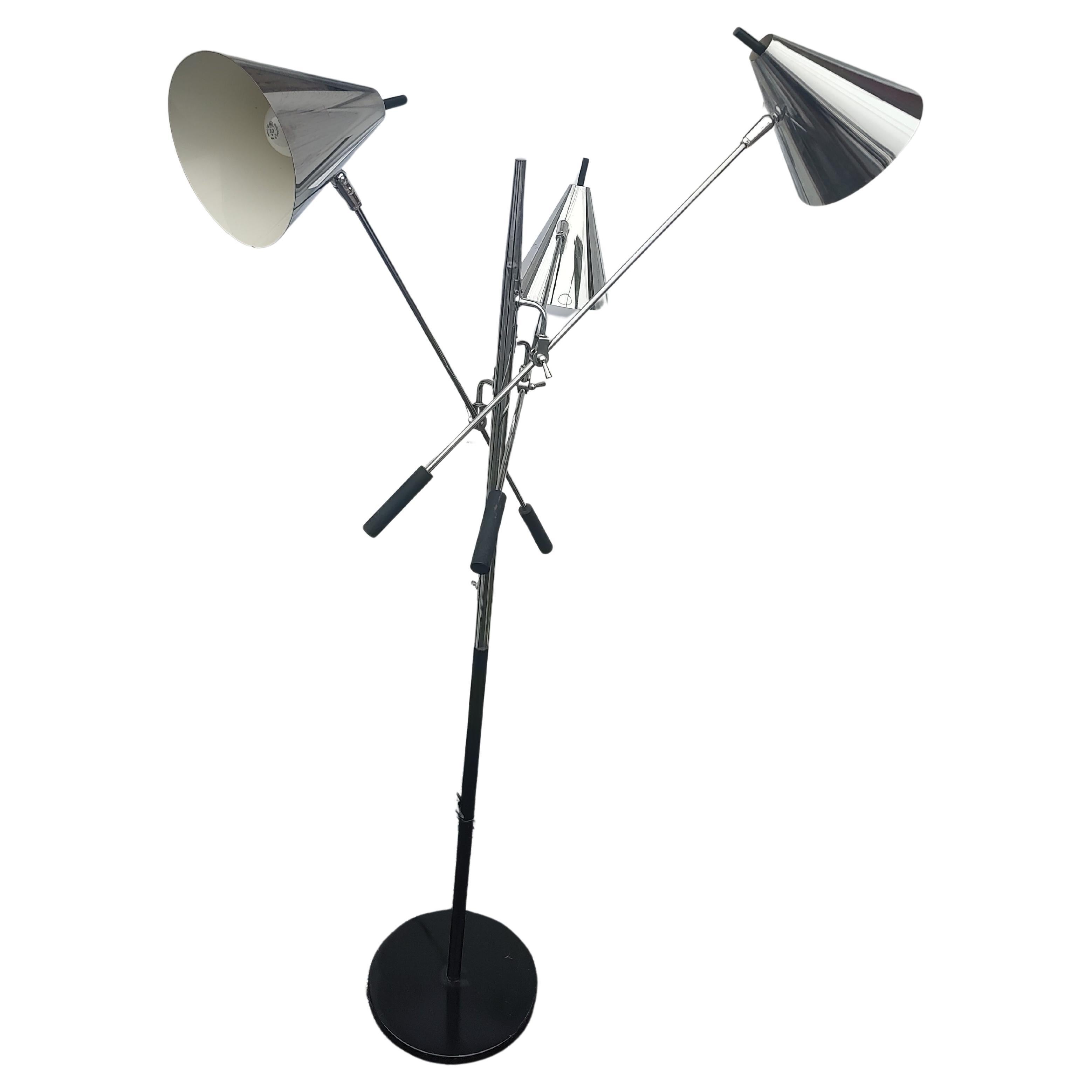 Polished Mid Century Modern Sculptural Triennial Floor Lamp Attributed to Gino Sarfatti For Sale
