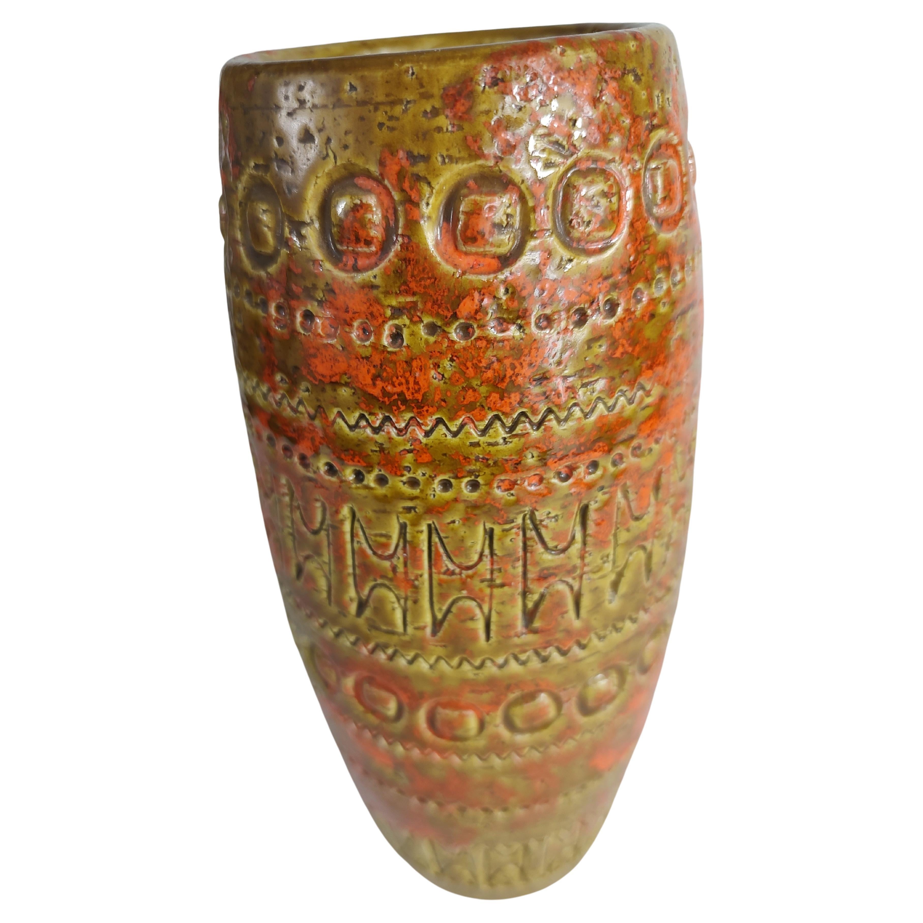 Italian Mid-Century Modern Sculptural Vase by Bitossi & Aldo Londi For Sale