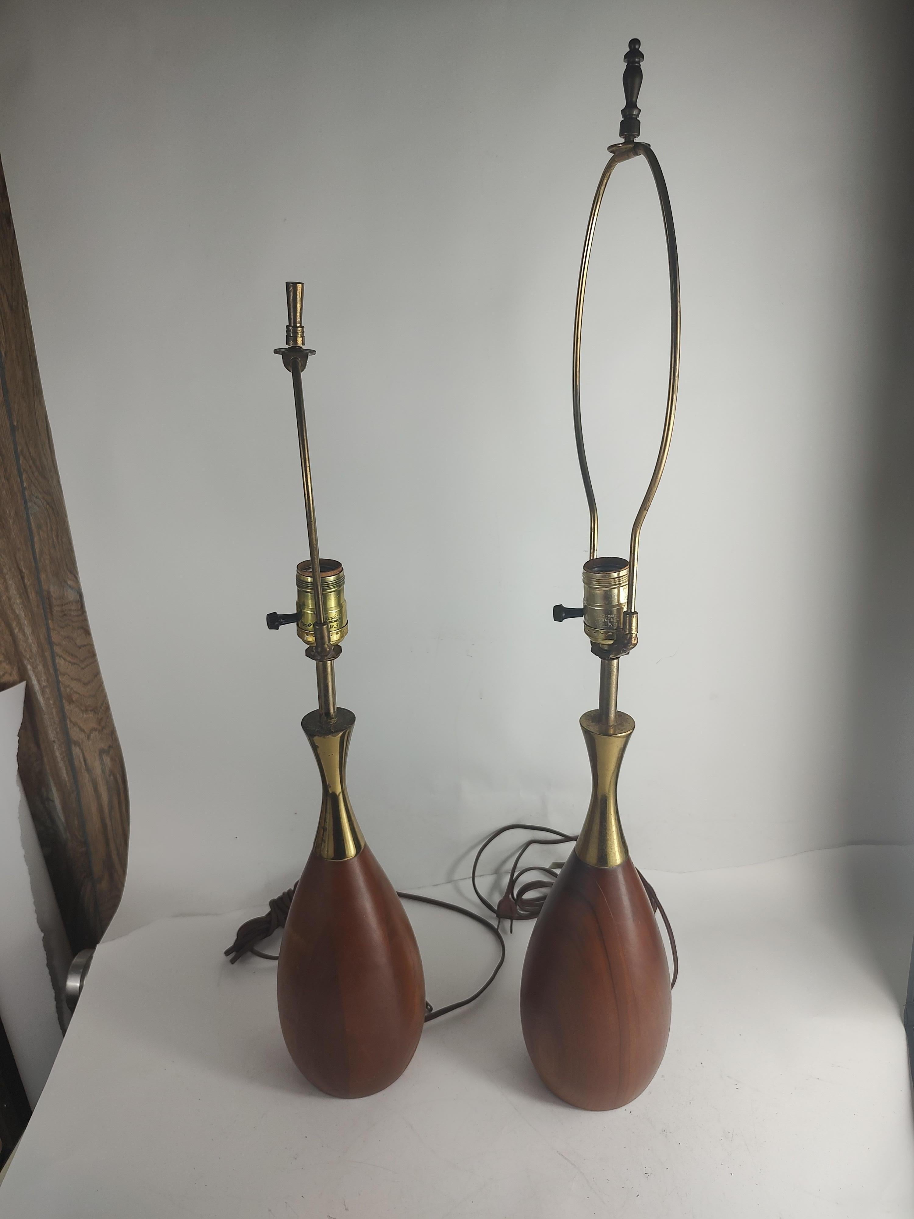 Mid-20th Century Mid-Century Modern Walnut & Brass Table Lamps Bowling Pin Form Tony Paul   For Sale