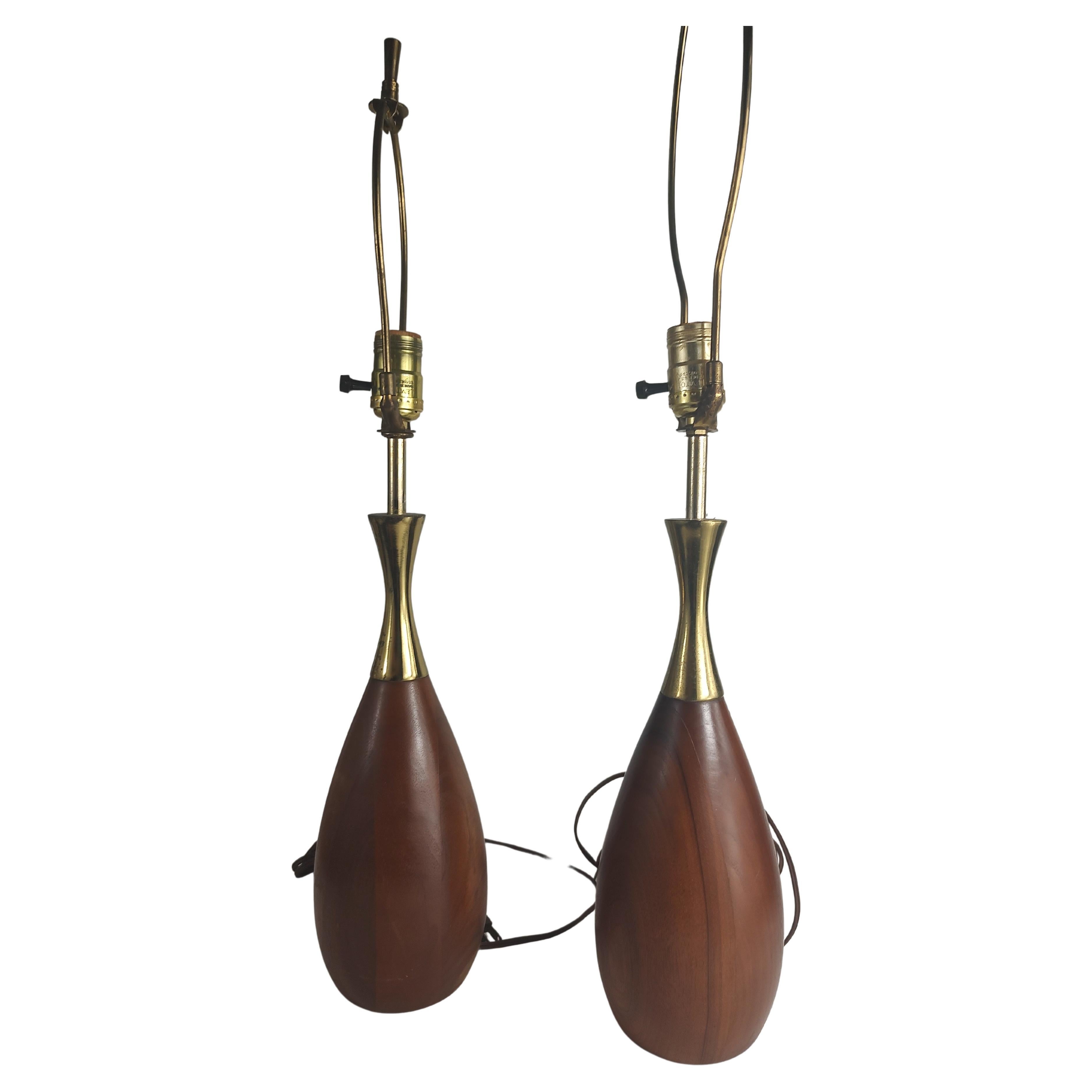 Lacquered Mid-Century Modern Walnut & Brass Table Lamps Bowling Pin Form Tony Paul   For Sale