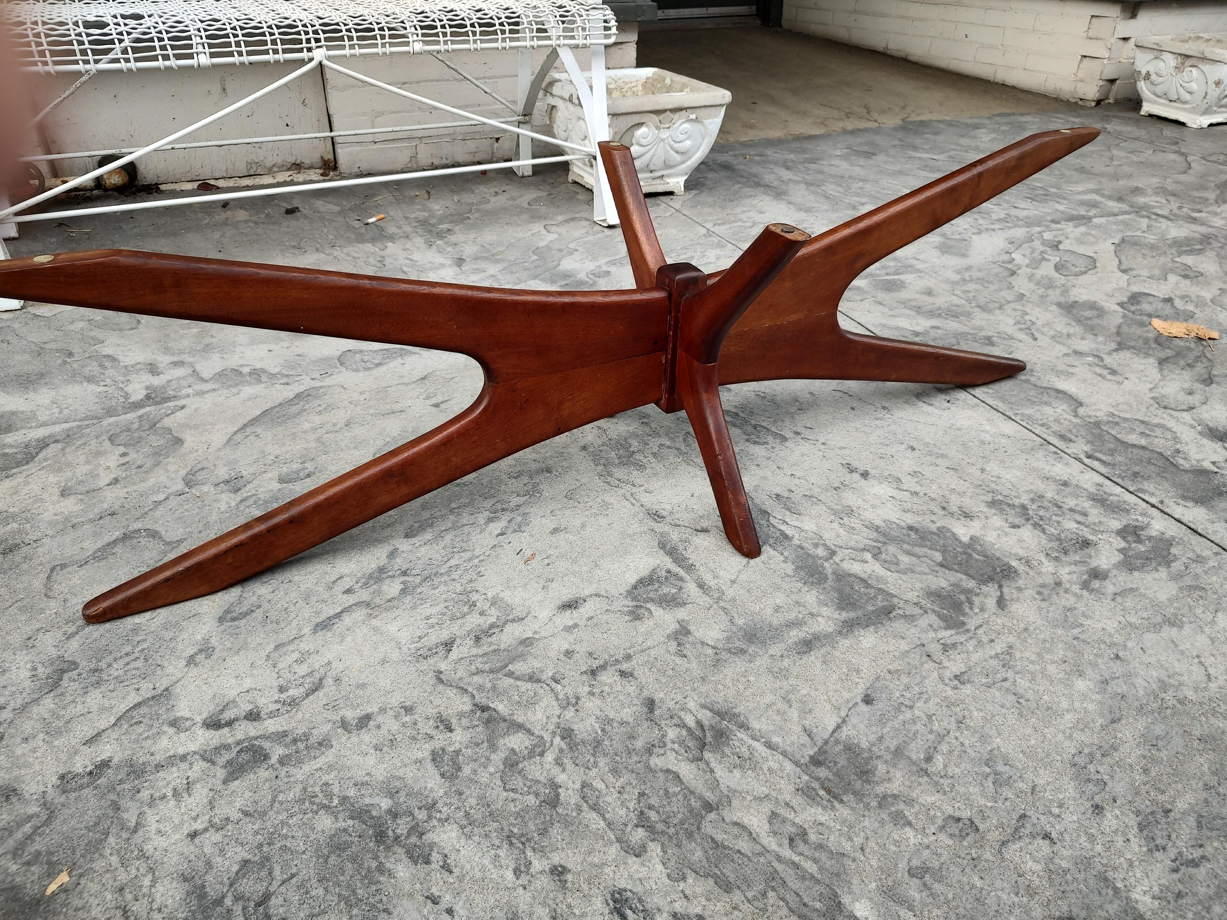 Mid-Century Modern Sculptural Walnut & Glass Cocktail Table by Adrian Pearsall For Sale 2