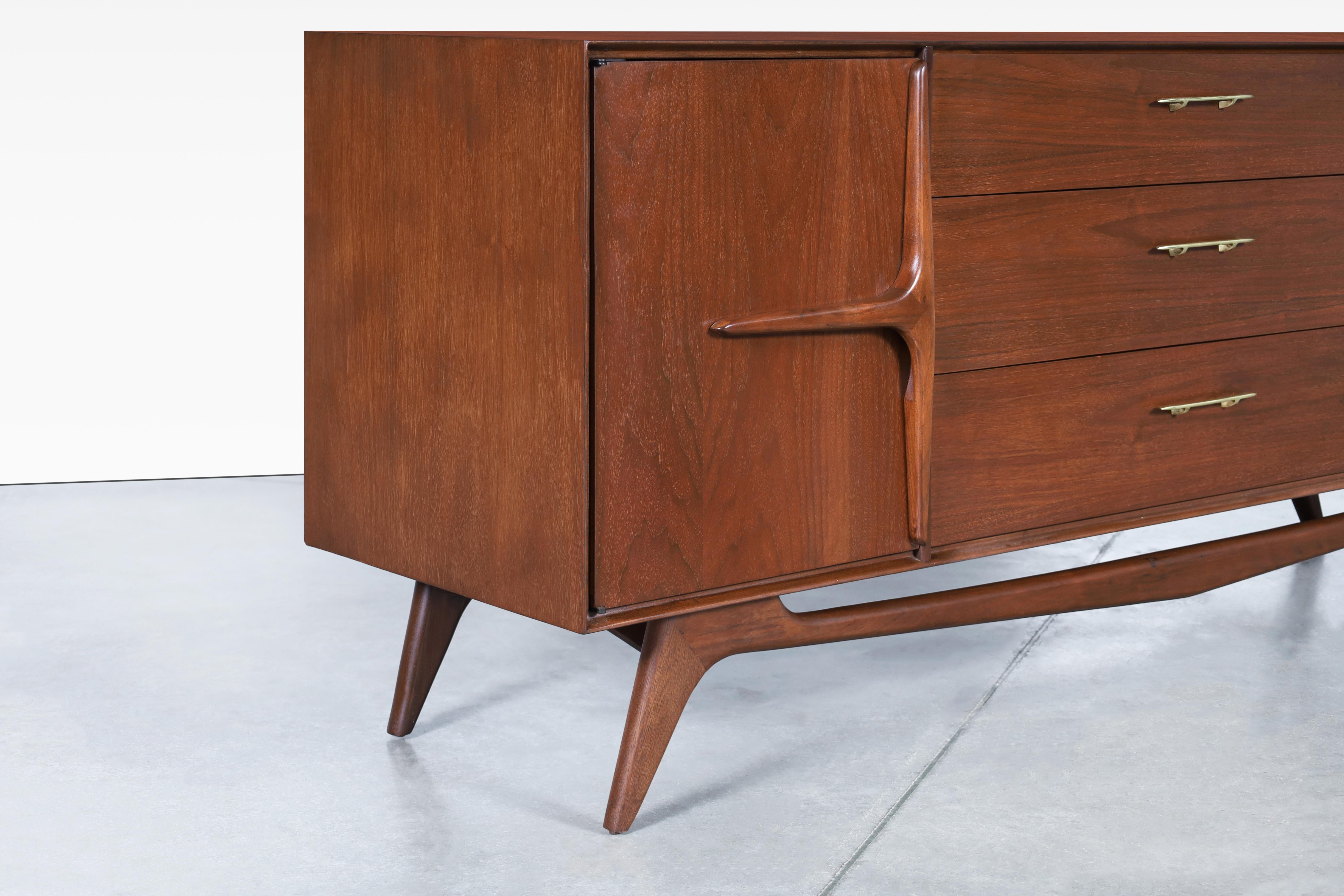 American Mid-Century Modern Sculptural Walnut Dresser For Sale