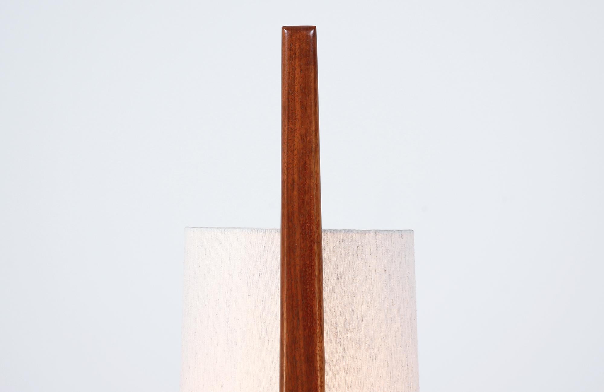 Mid-20th Century Mid-Century Modern Sculptural Walnut Floor Lamp