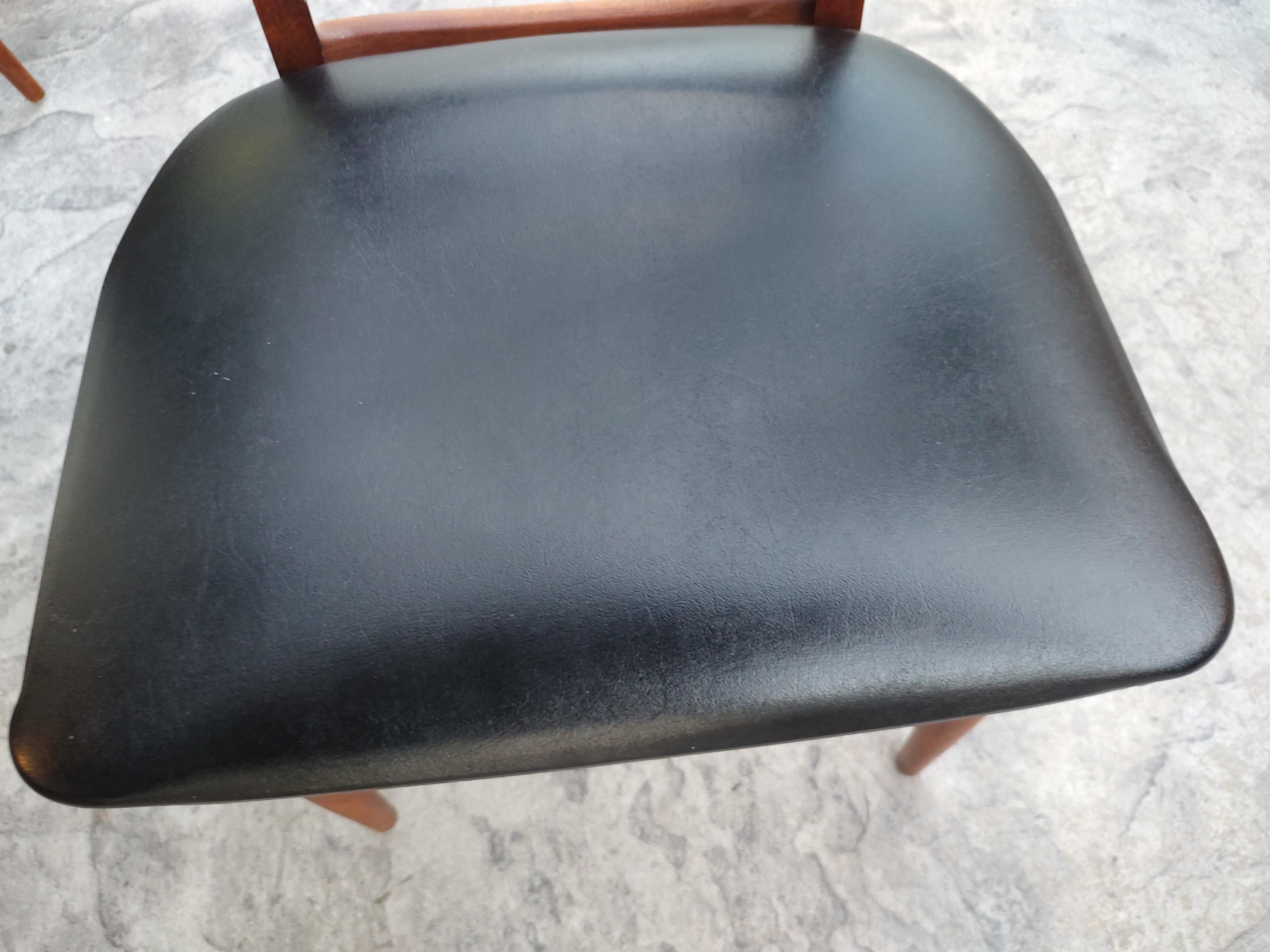 Hand-Crafted Mid-Century Modern Sculptural Walnut Ladder Back Chairs by Koefoeds Hornslet