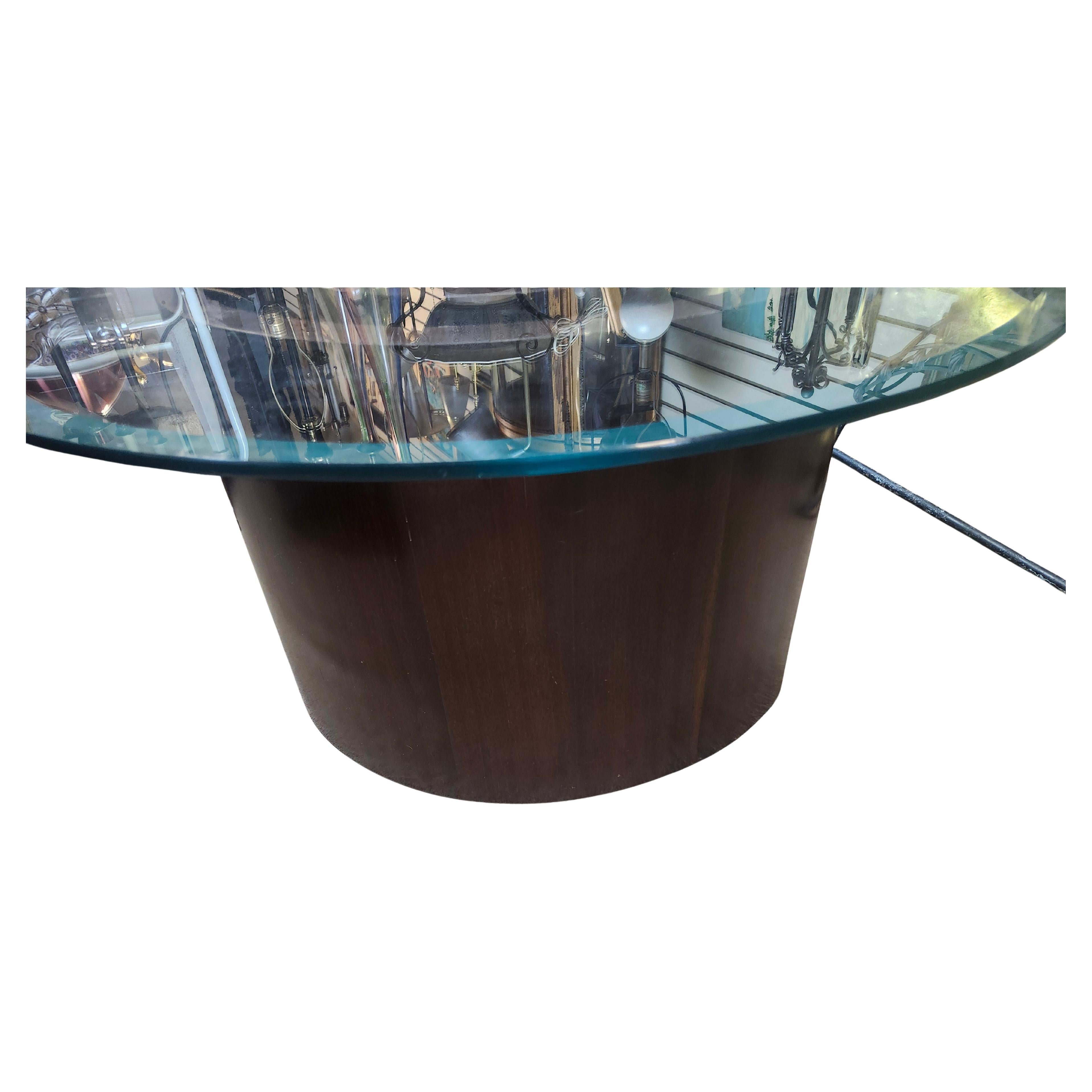 Hand-Crafted Mid-Century Modern Sculptural Walnut Snail Cocktail Table by Vladimir Kagan 1970 For Sale