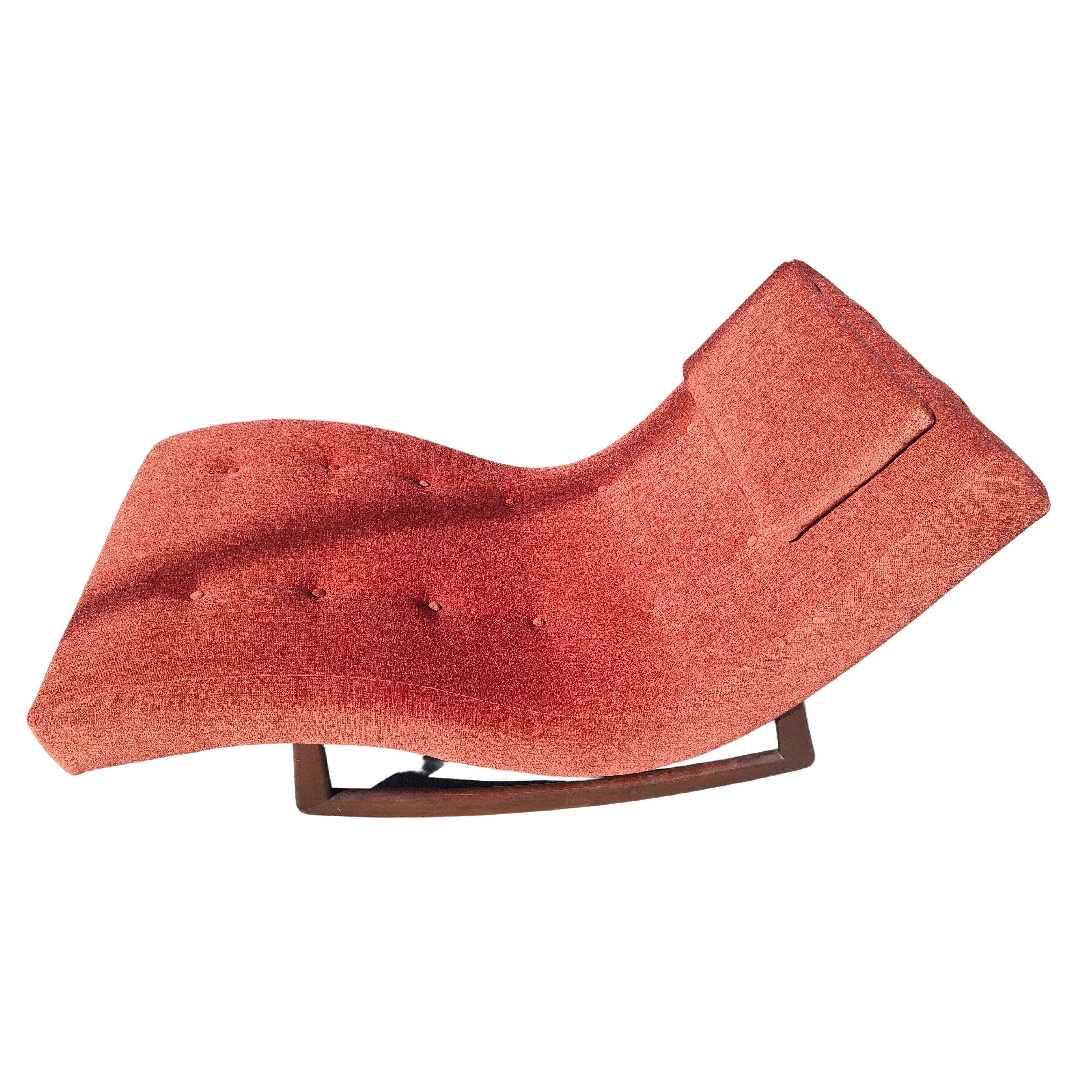 Mid Century Modern Sculptural Wave Chaise Lounge Rocker by Adrian Pearsall C1960 In Good Condition For Sale In Port Jervis, NY