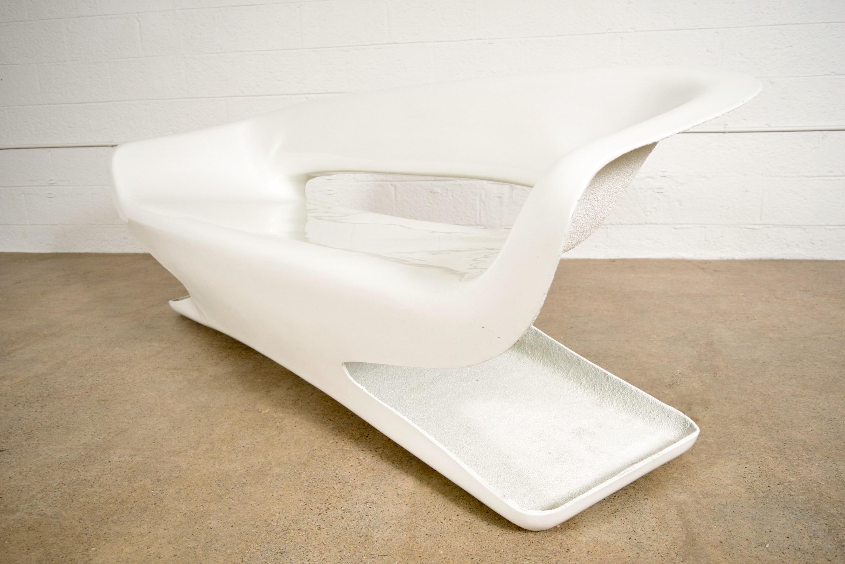 Late 20th Century 1970s Space Age Sculptural White Molded Fiberglass Sofa Couch