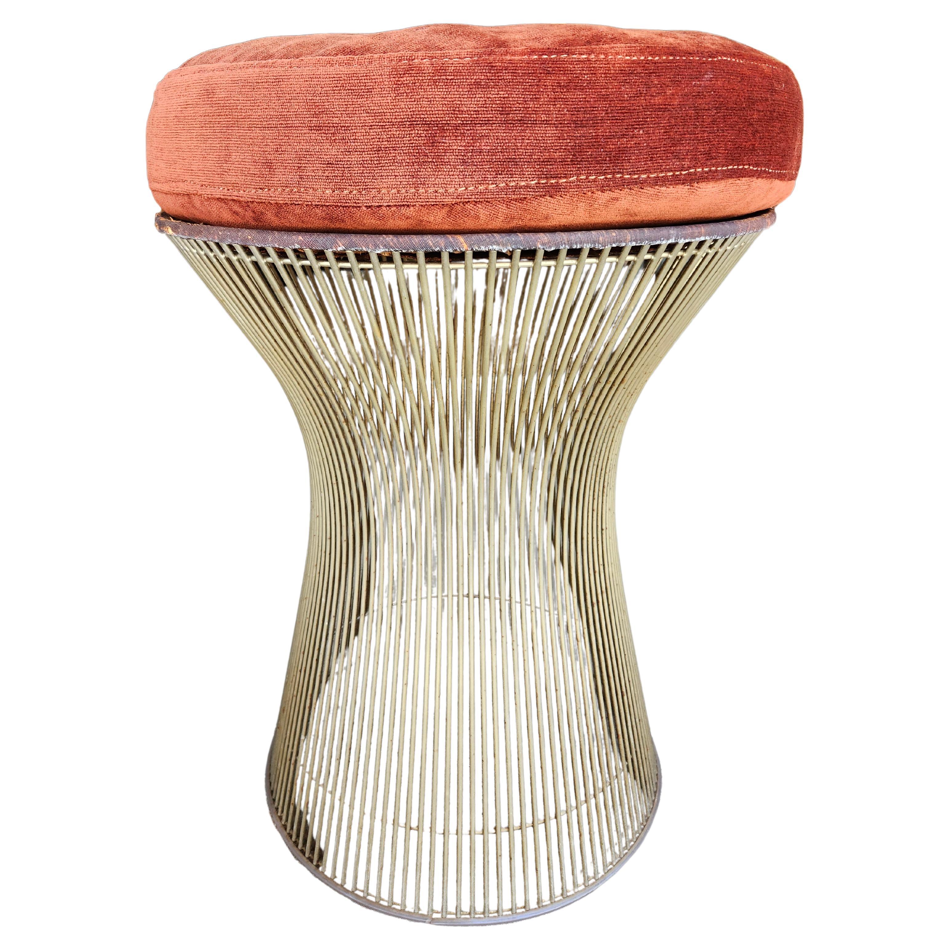 Americano Sgabello scultoreo in filo metallico della metà del secolo scorso di Warren Platner per Knoll C1970 in vendita